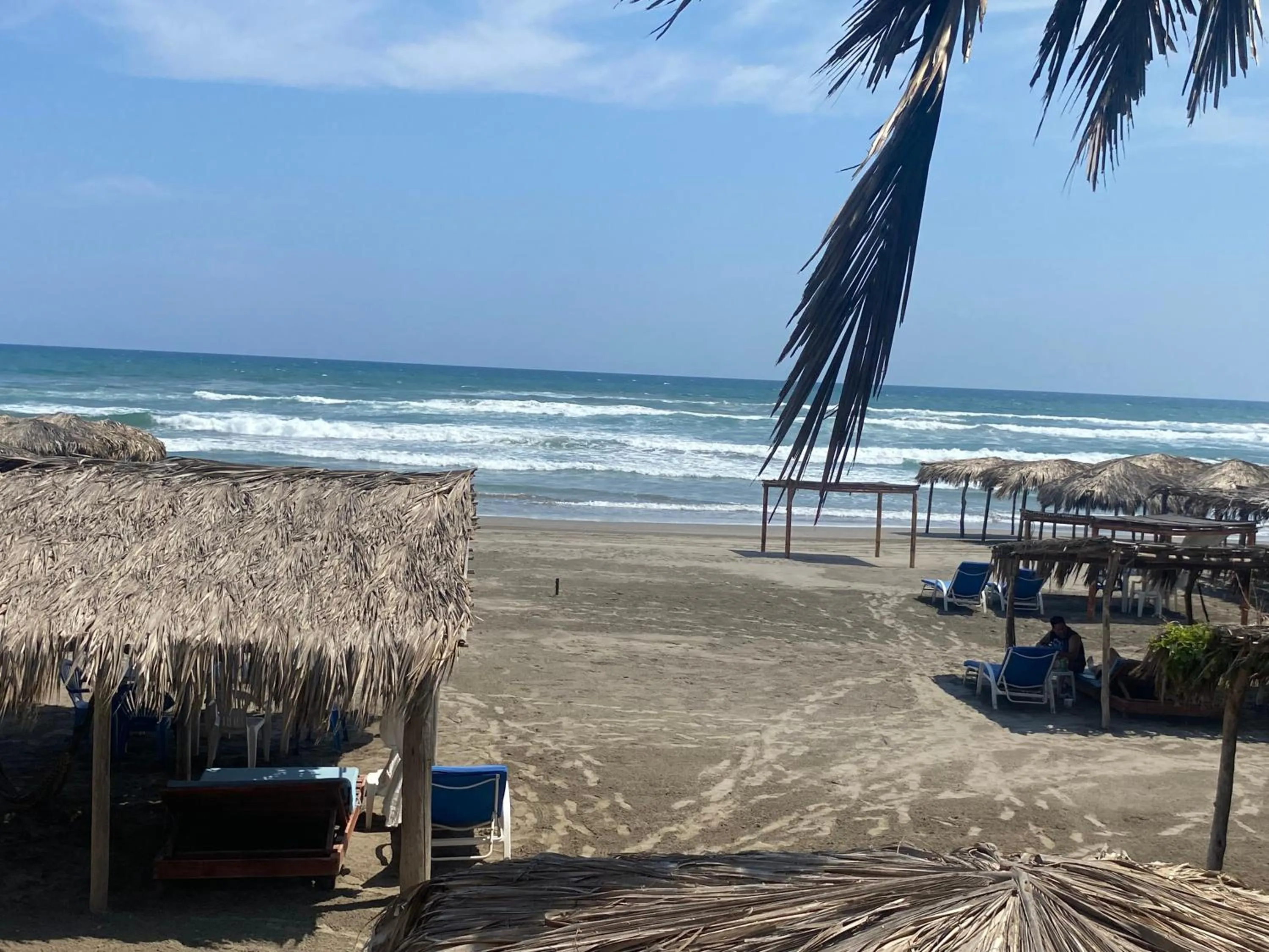 Casa de las Olas Surf & Beach Club