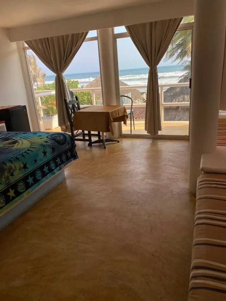 Casa de las Olas Surf & Beach Club