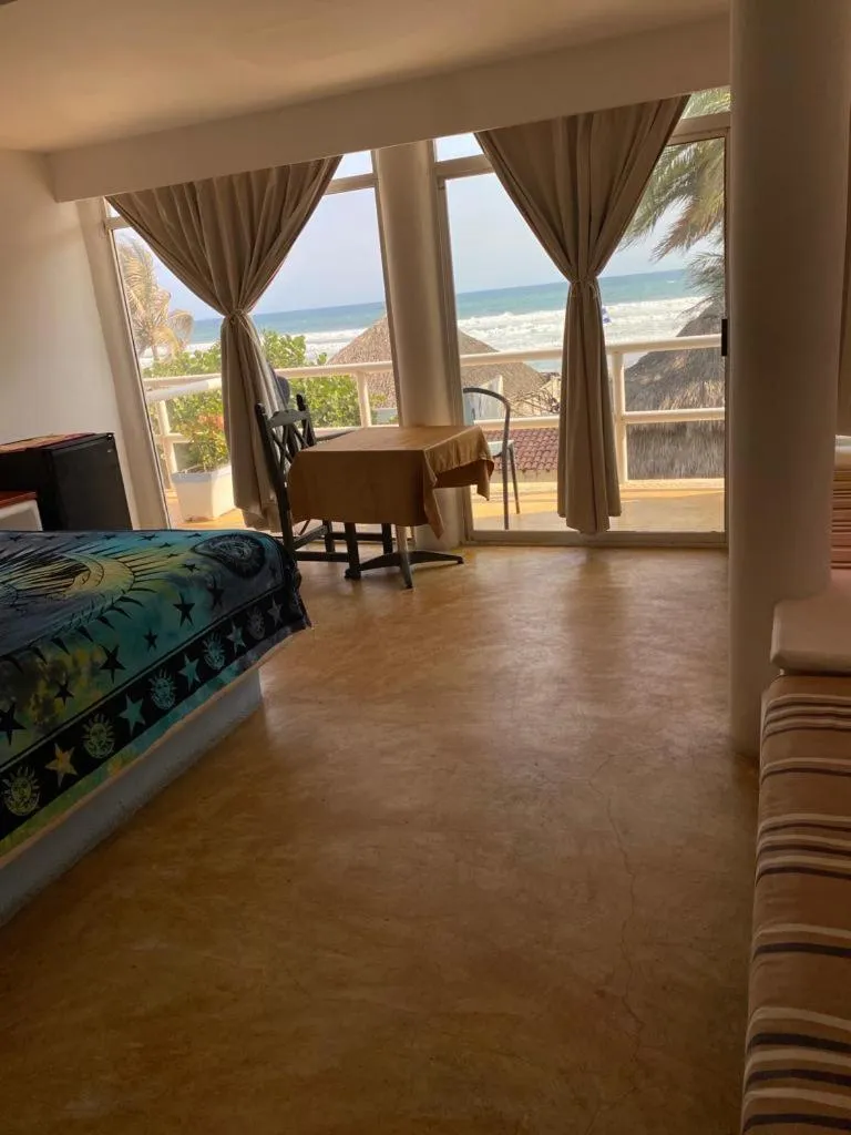 Casa de las Olas Surf & Beach Club