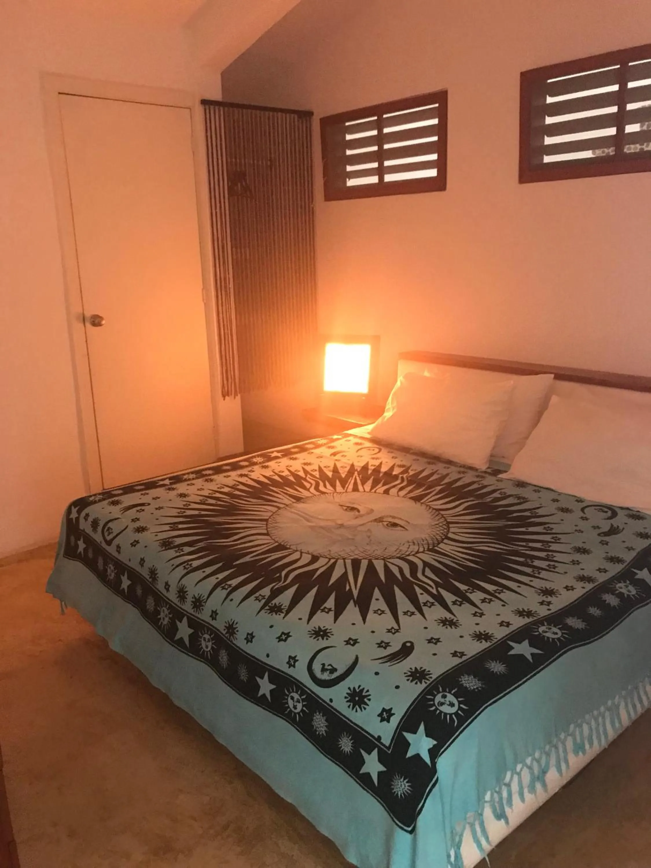 Bed in Casa de las Olas Surf & Beach Club