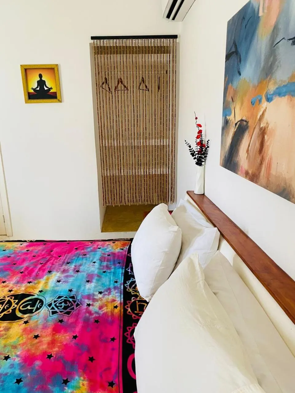 Bed in Casa de las Olas Surf & Beach Club