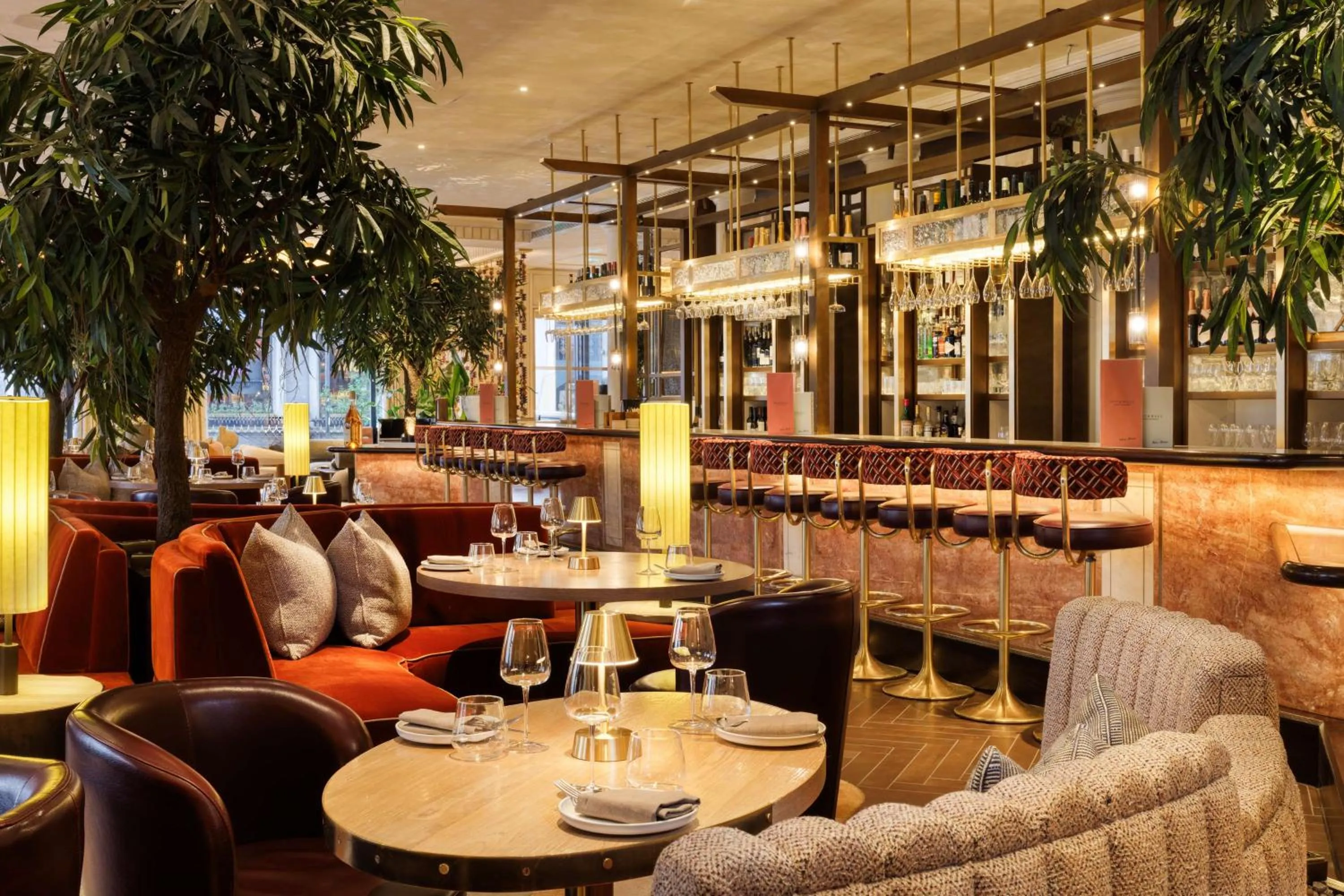 Lounge or bar in The Trafalgar St. James, London Curio collection by Hilton