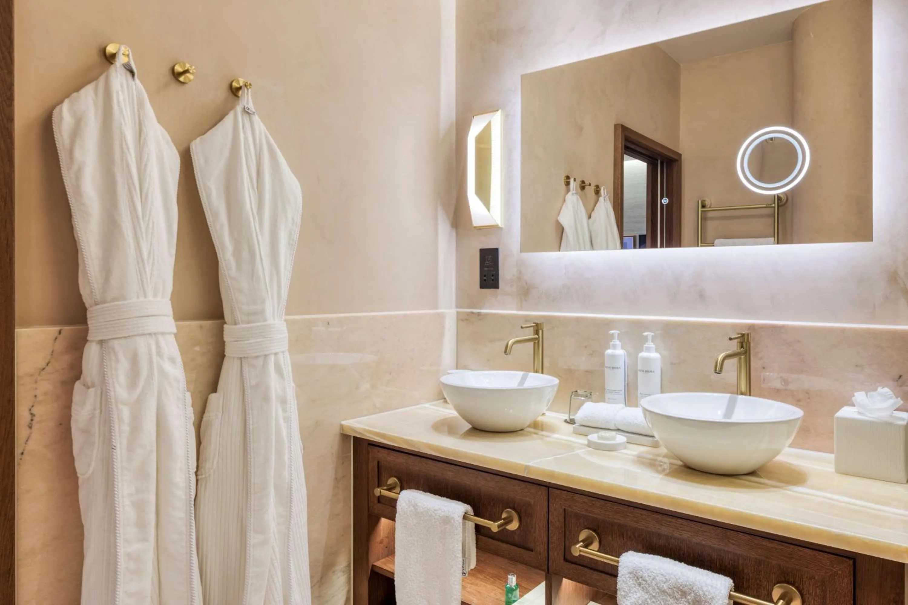 Bathroom in The Trafalgar St. James, London Curio collection by Hilton