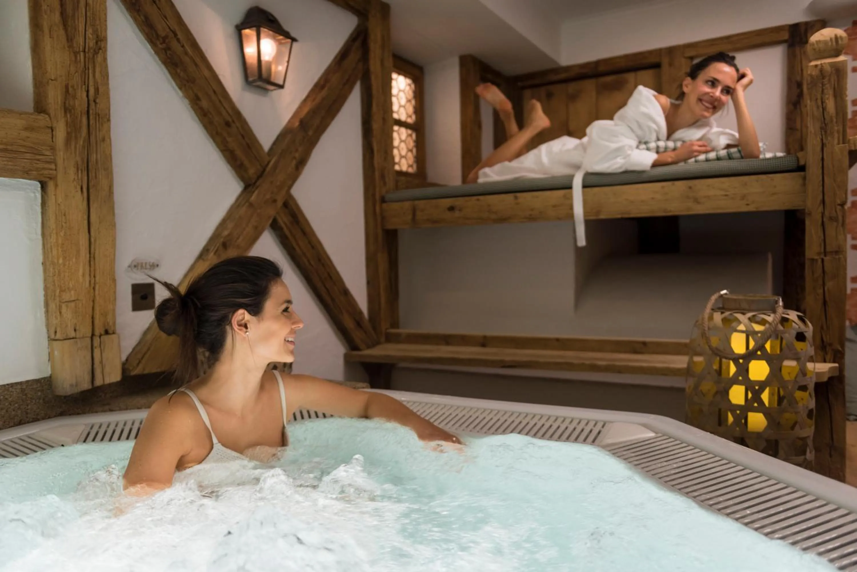 Hot Tub in Hotel Angelo Engel