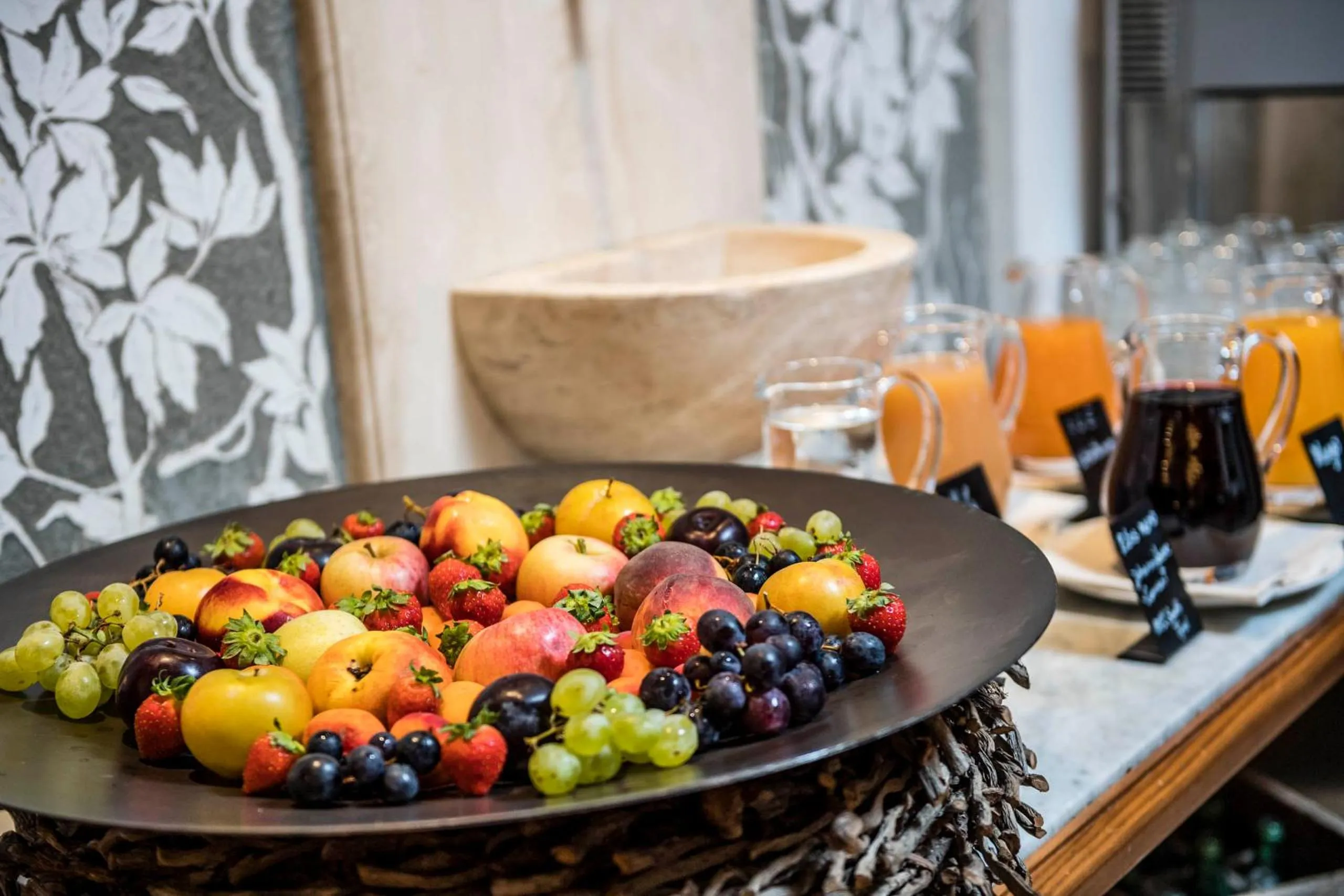 Food and drinks in Hotel Angelo Engel