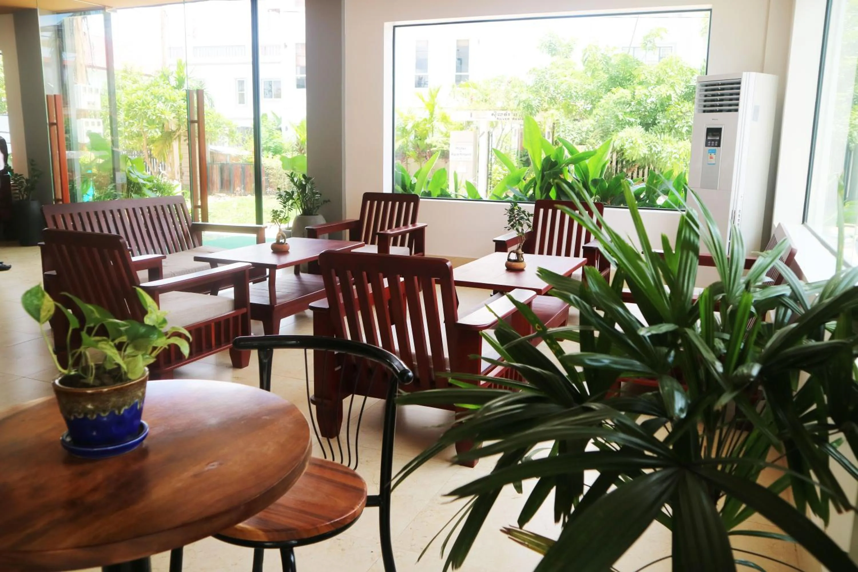 Restaurant/places to eat in Angkor City View Hotel