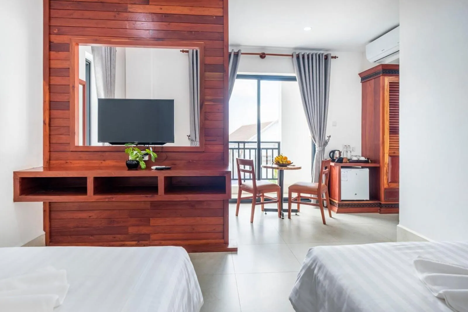 TV/Entertainment Center in Angkor City View Hotel