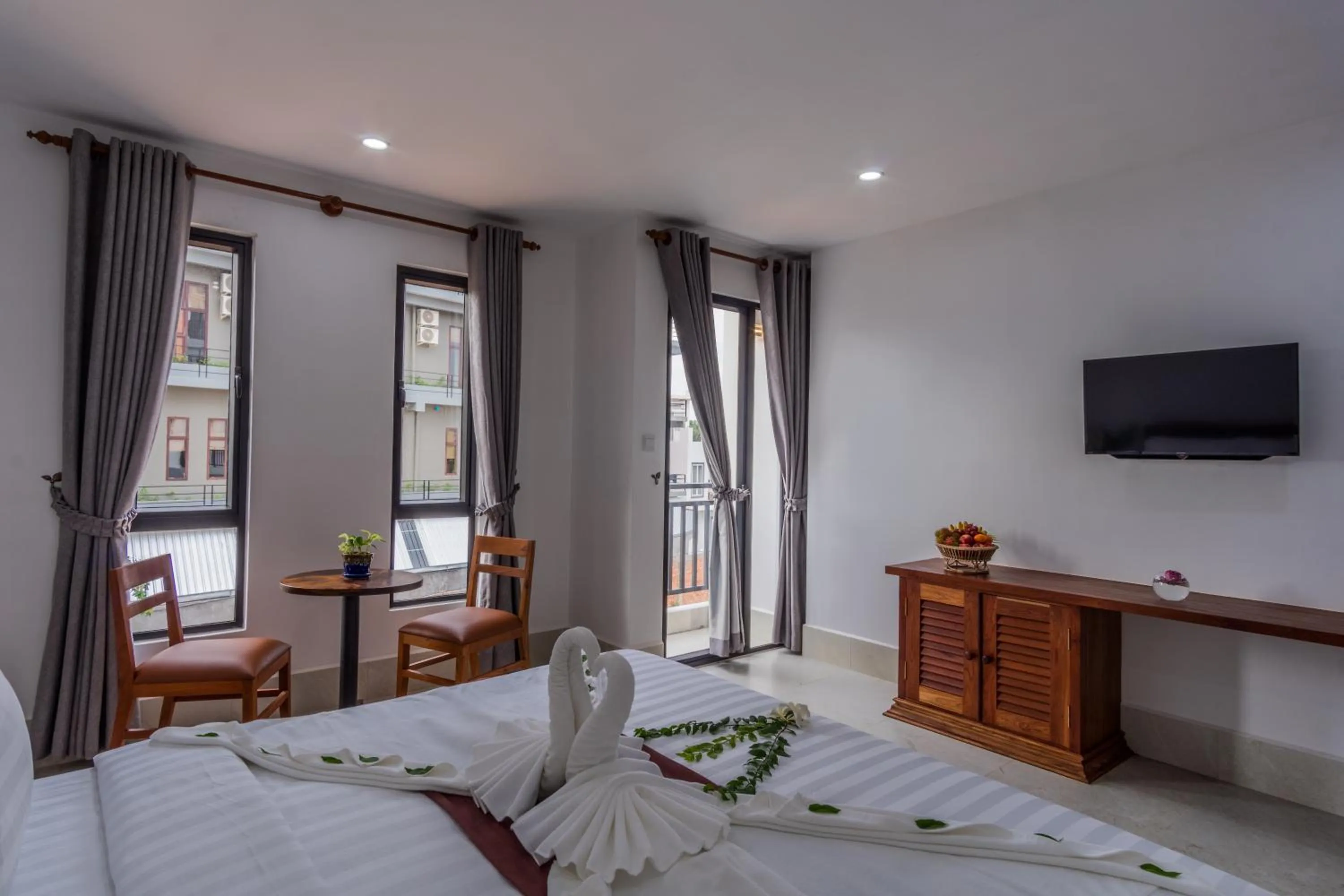 TV and multimedia, TV/Entertainment Center in Angkor City View Hotel