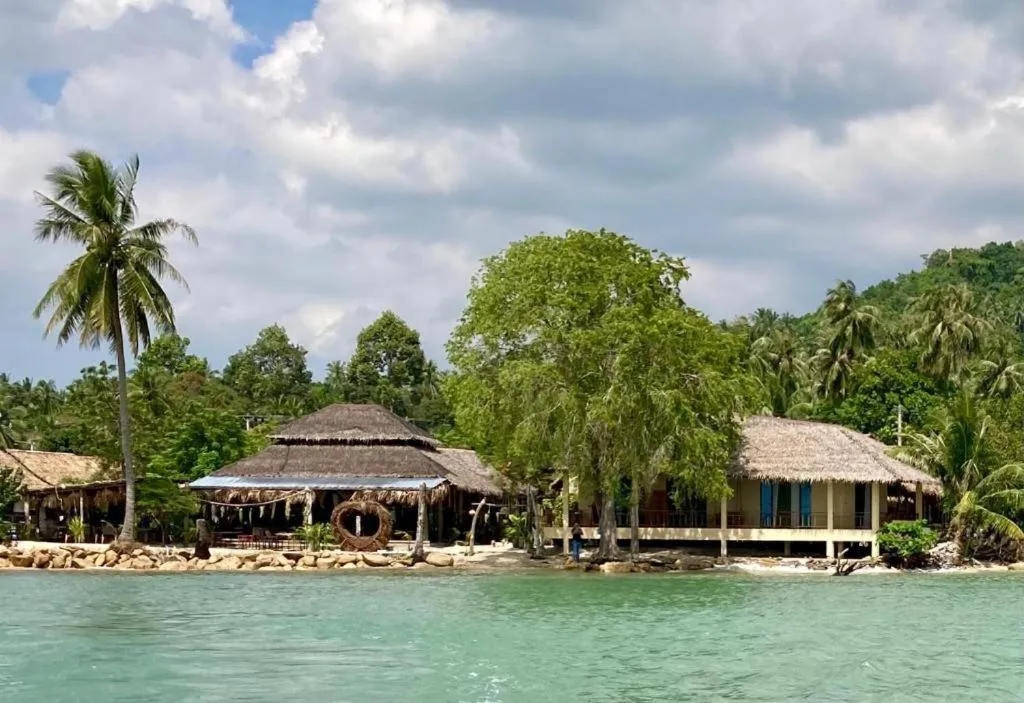 Beach in Absolute Beachfront Resort