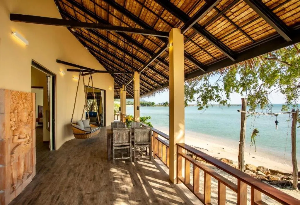 Balcony/Terrace in Absolute Beachfront Resort