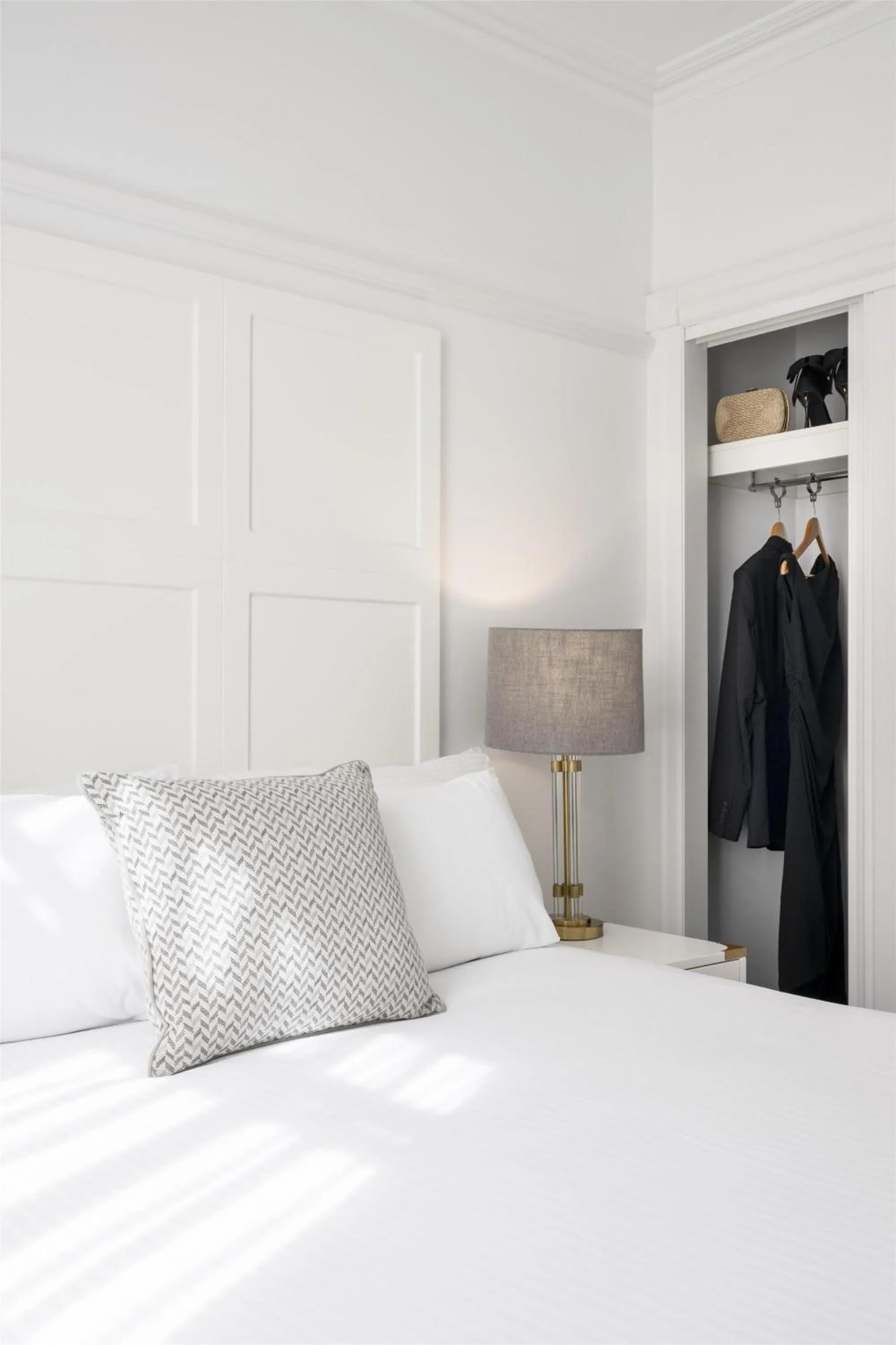 Bedroom, Bed in Adina Apartment Hotel Brisbane Anzac Square