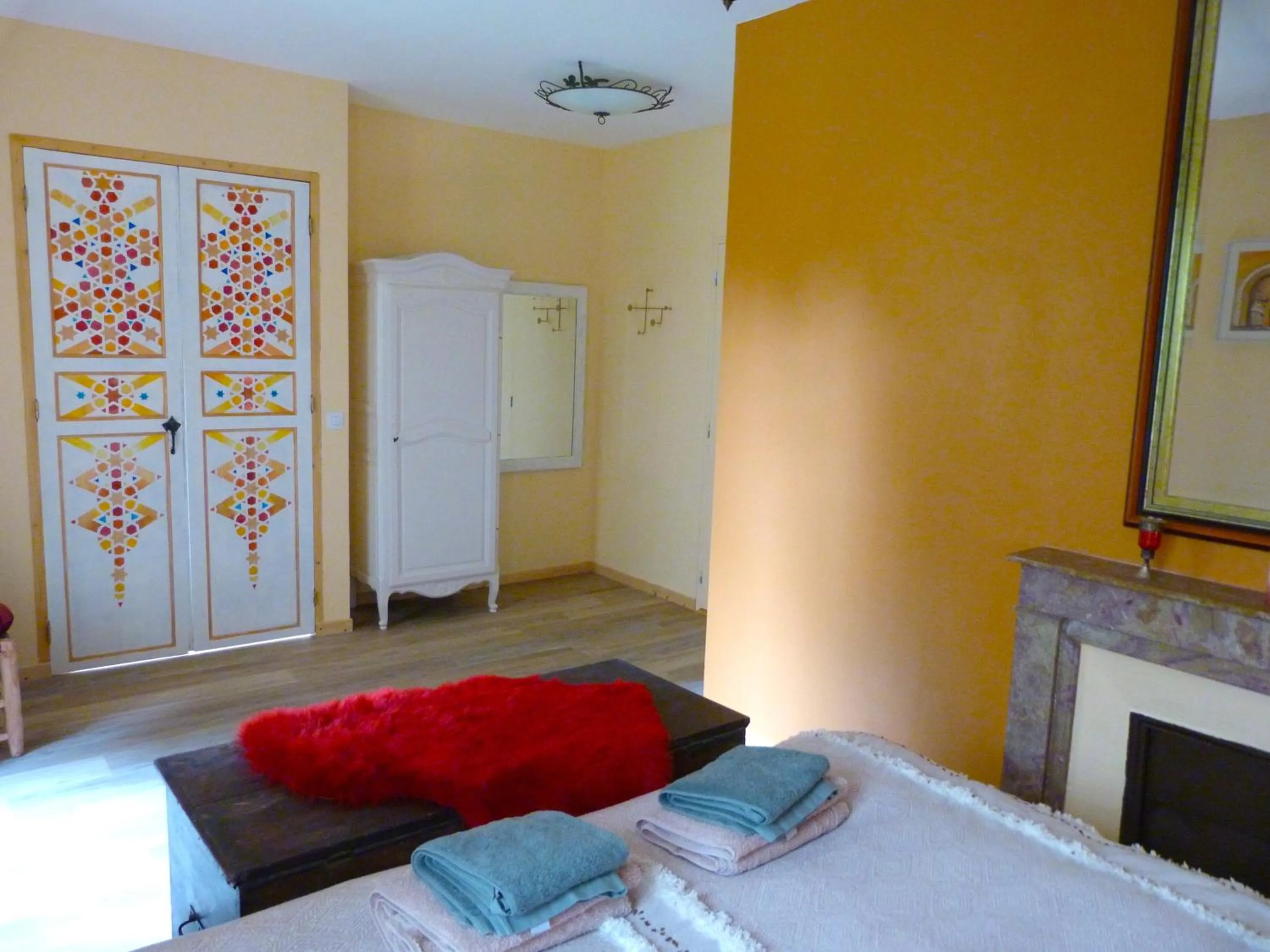 Bed in Chambres d'Hôtes La Fougeraie