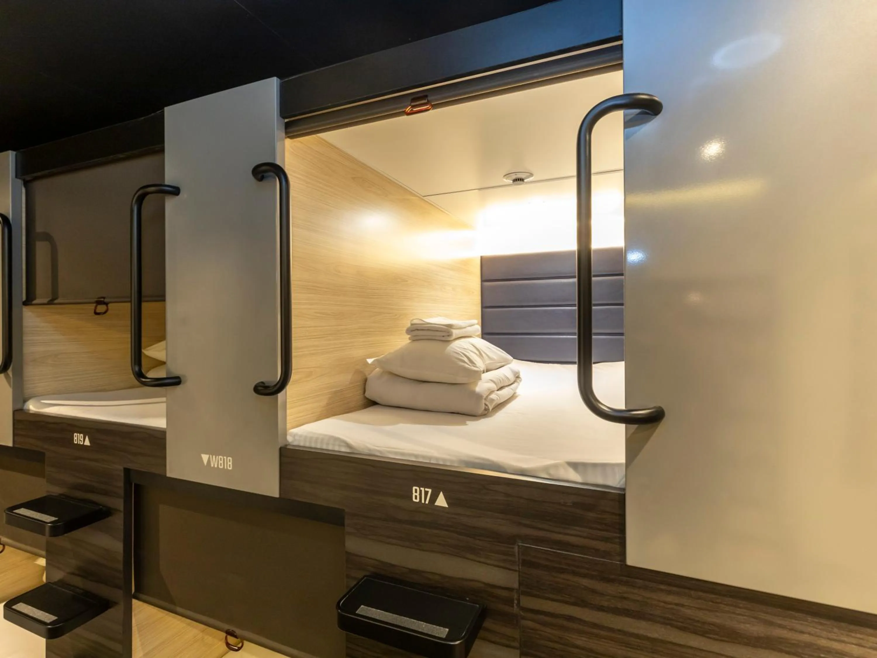 Photo of the whole room in Tabist CapsuleHotel APODS Himeji Station