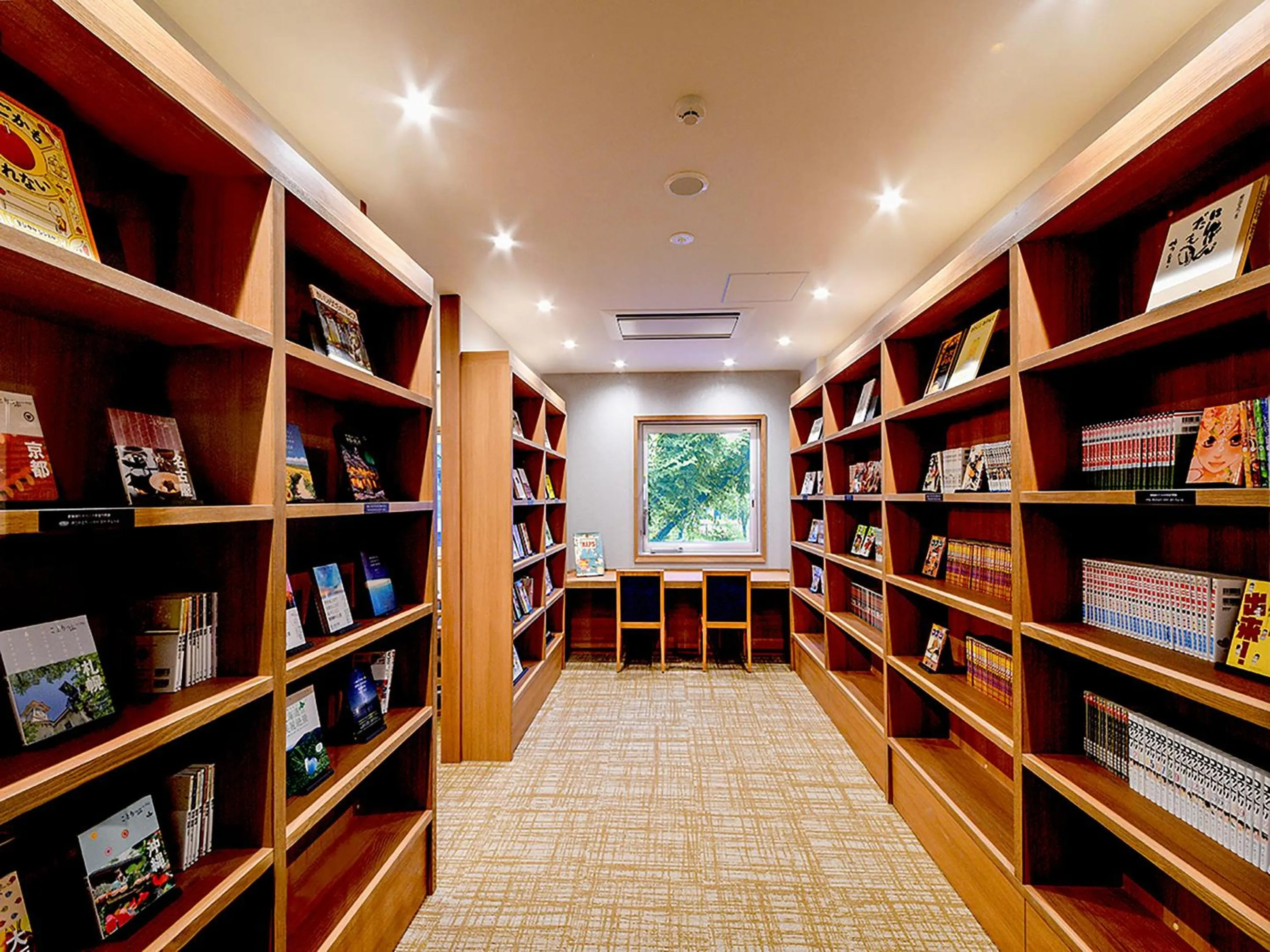 Library in JR Inn Chitose