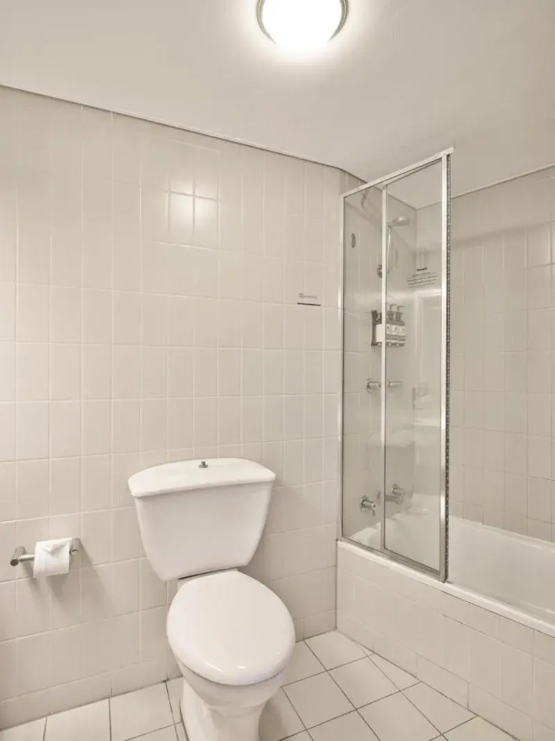 Studio with Balcony and Harbor View in Rendezvous Hotel Sydney The Rocks Studio with Balcony and Harbor View in Rendezvous Hotel Sydney The Rocks