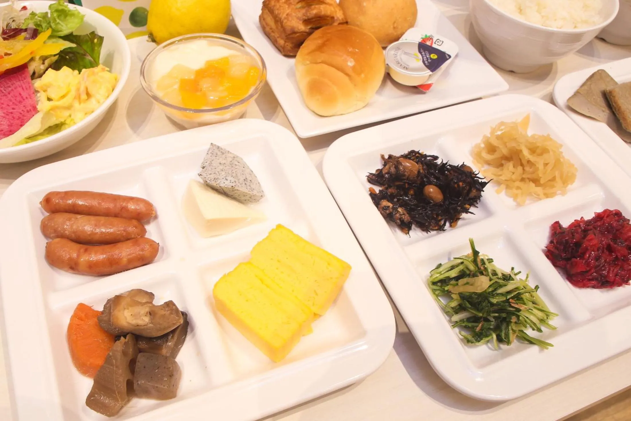 Restaurant/places to eat in Hotel Kuretakeso Hiroshima Otemachi