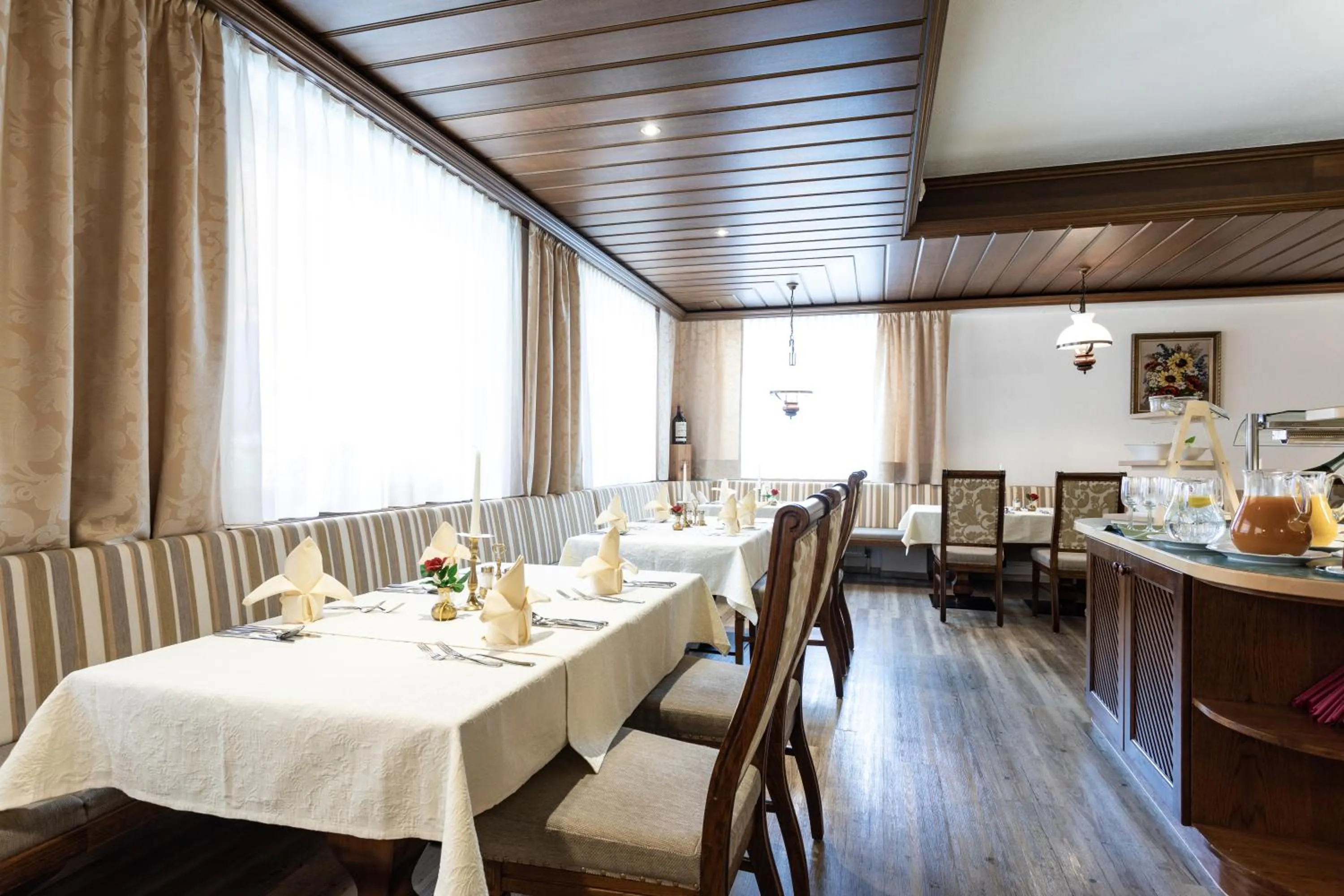 Restaurant/places to eat in Hotel Alpina Superior