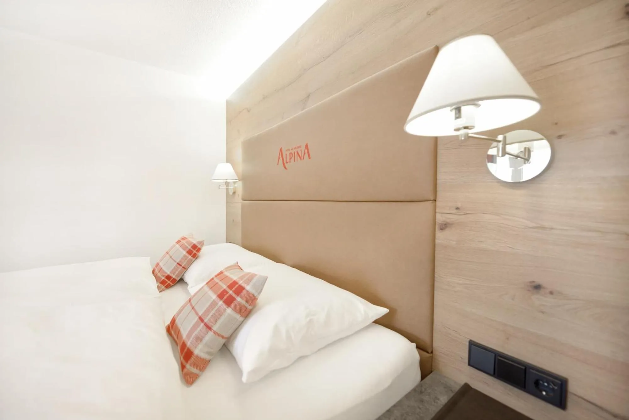 Bed in Hotel Alpina Superior