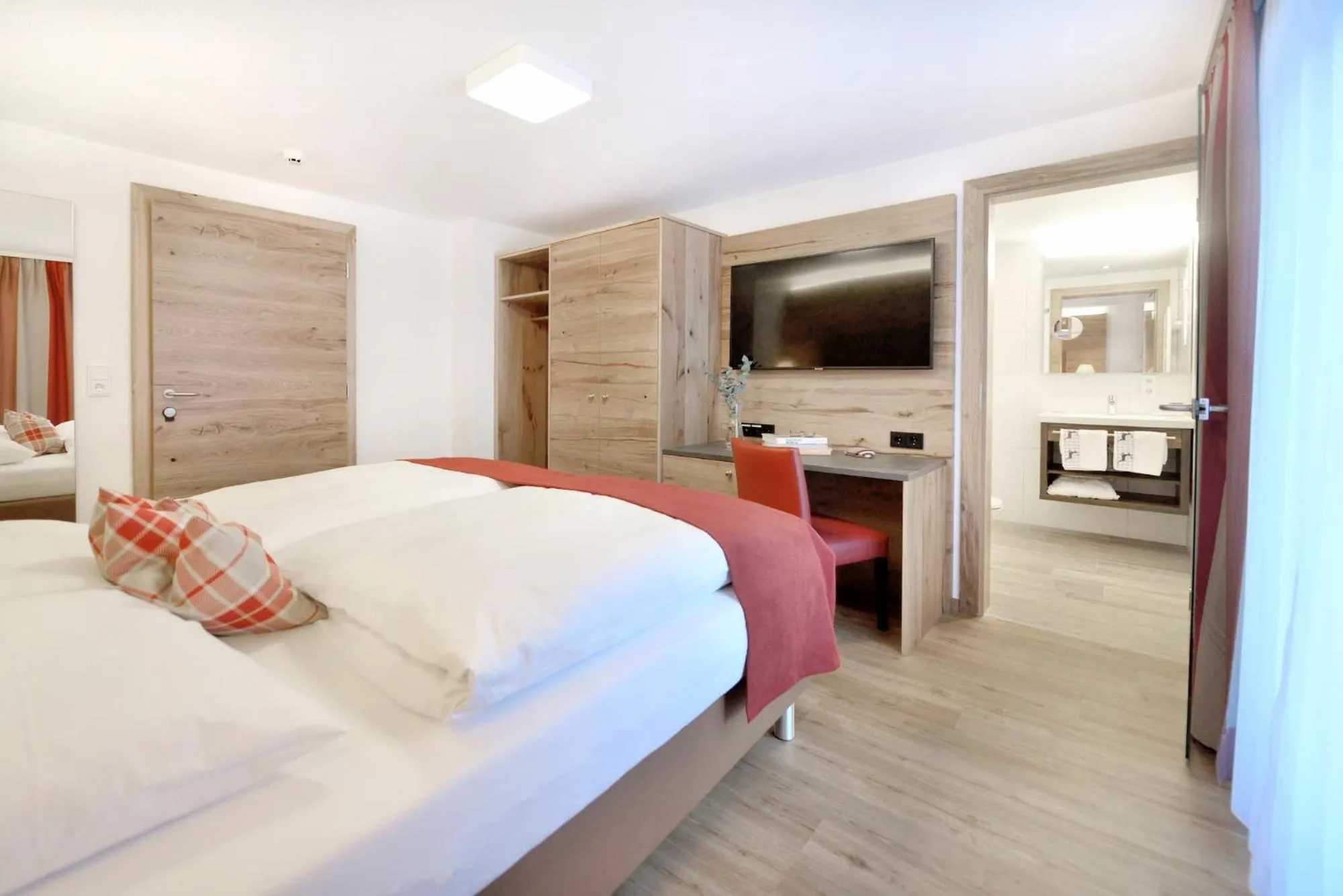 Bed in Hotel Alpina Superior