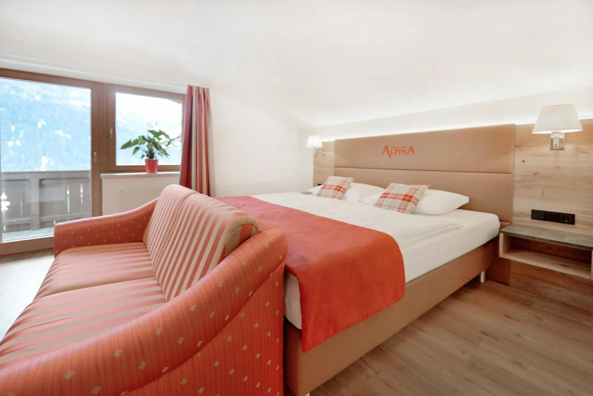 Bed in Hotel Alpina Superior