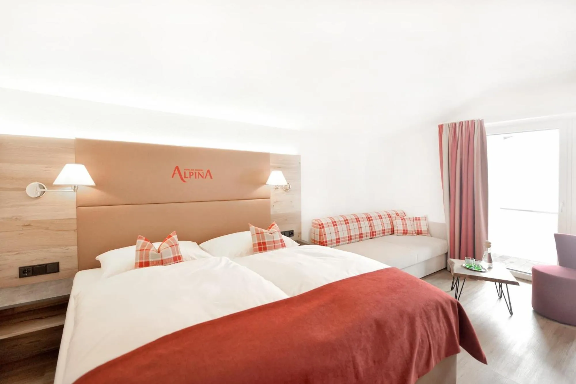 Bed in Hotel Alpina Superior