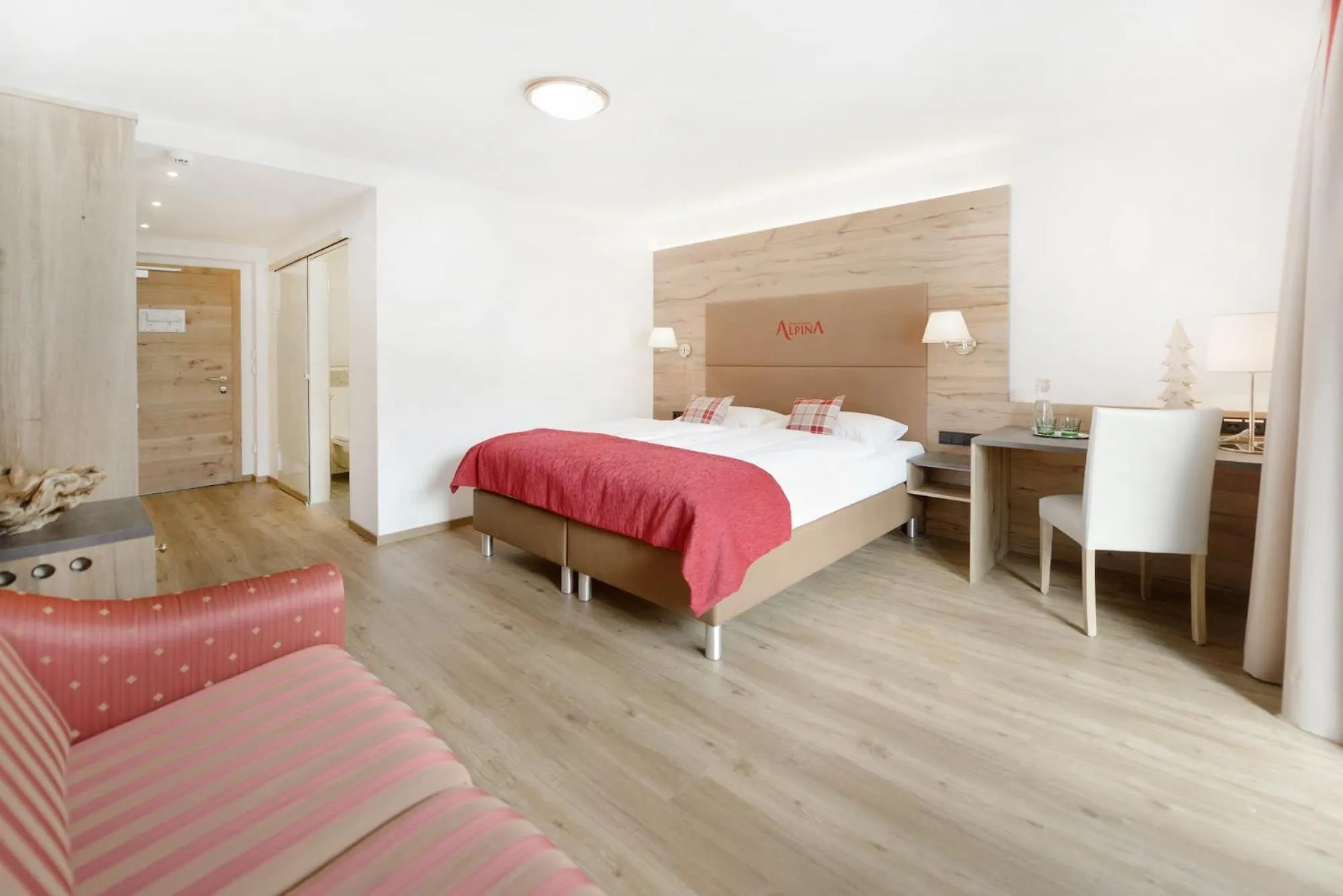 Bed in Hotel Alpina Superior
