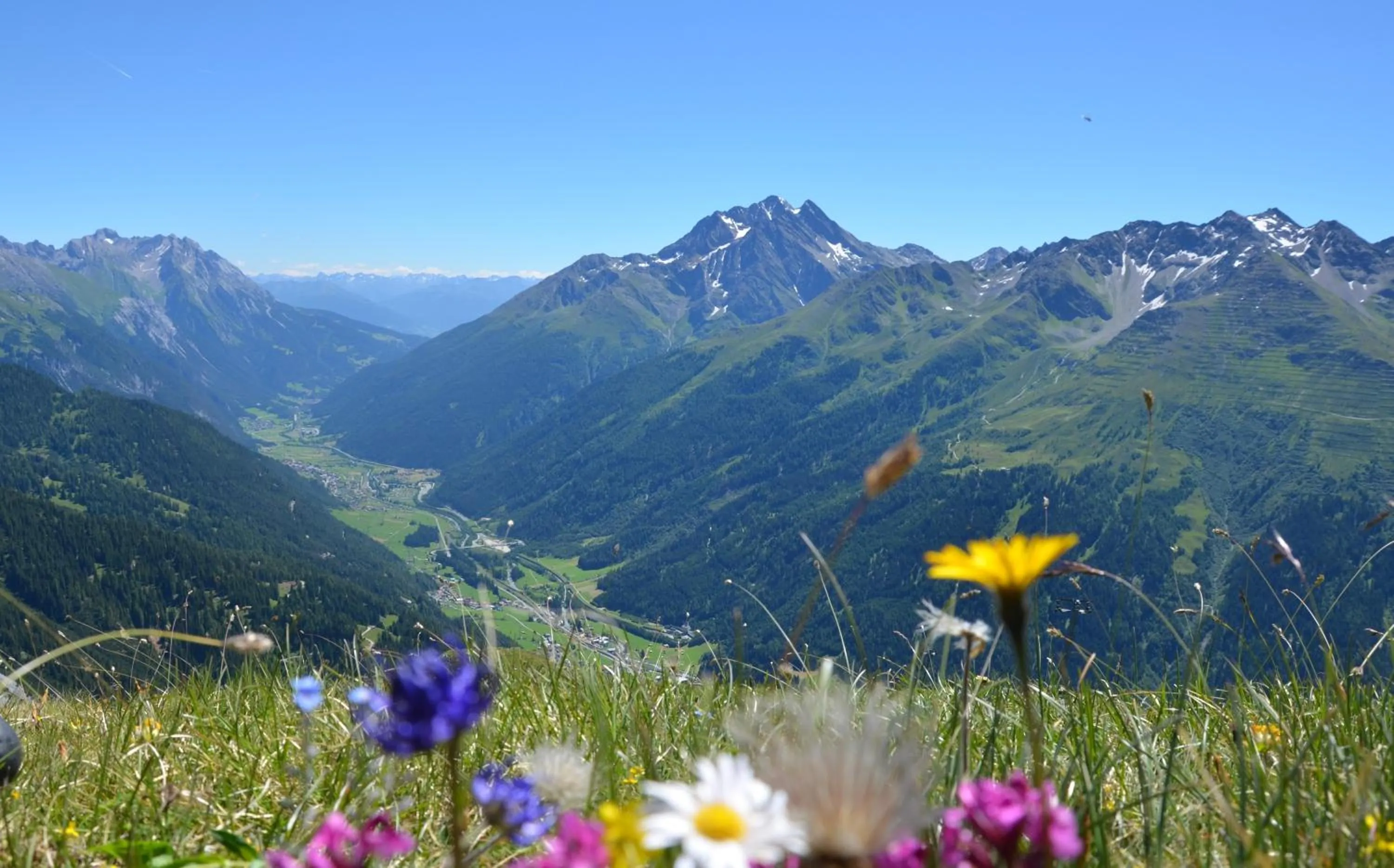 Bird's eye view in Hotel Pettneuerhof