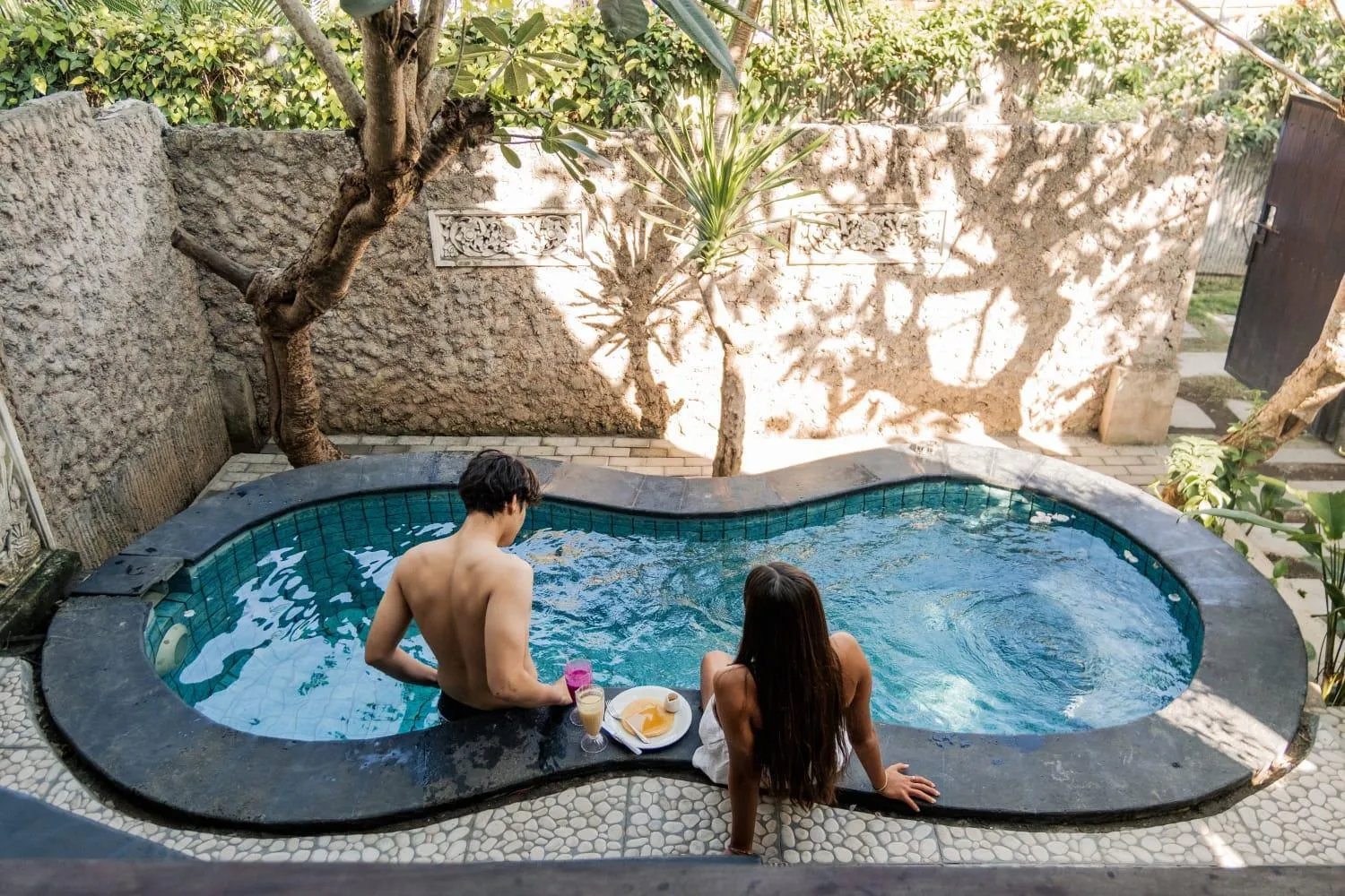 Property building in Yoki's Bungalows