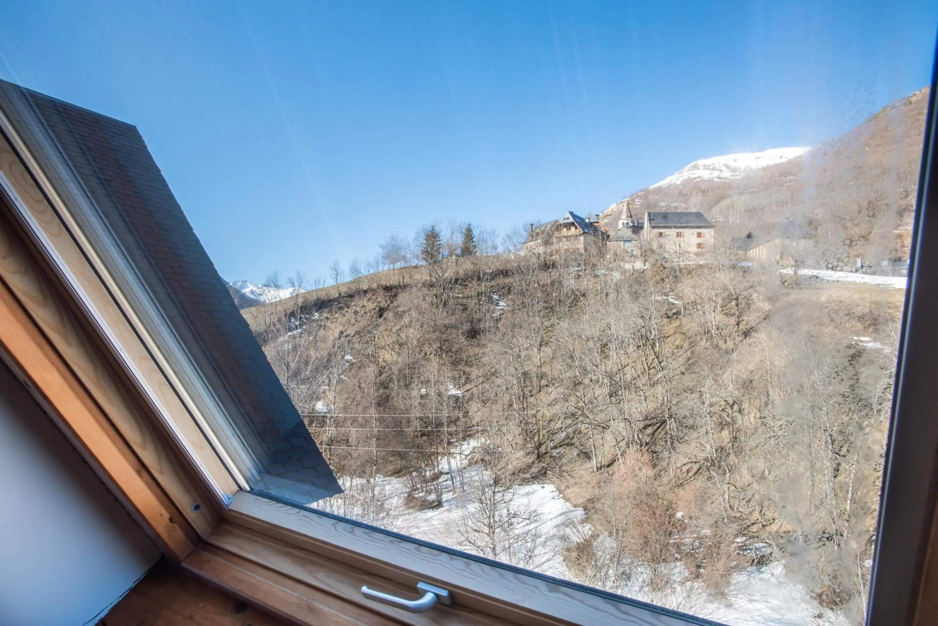 Property building in Apartamentos SNÖ Mont Romies Unhola