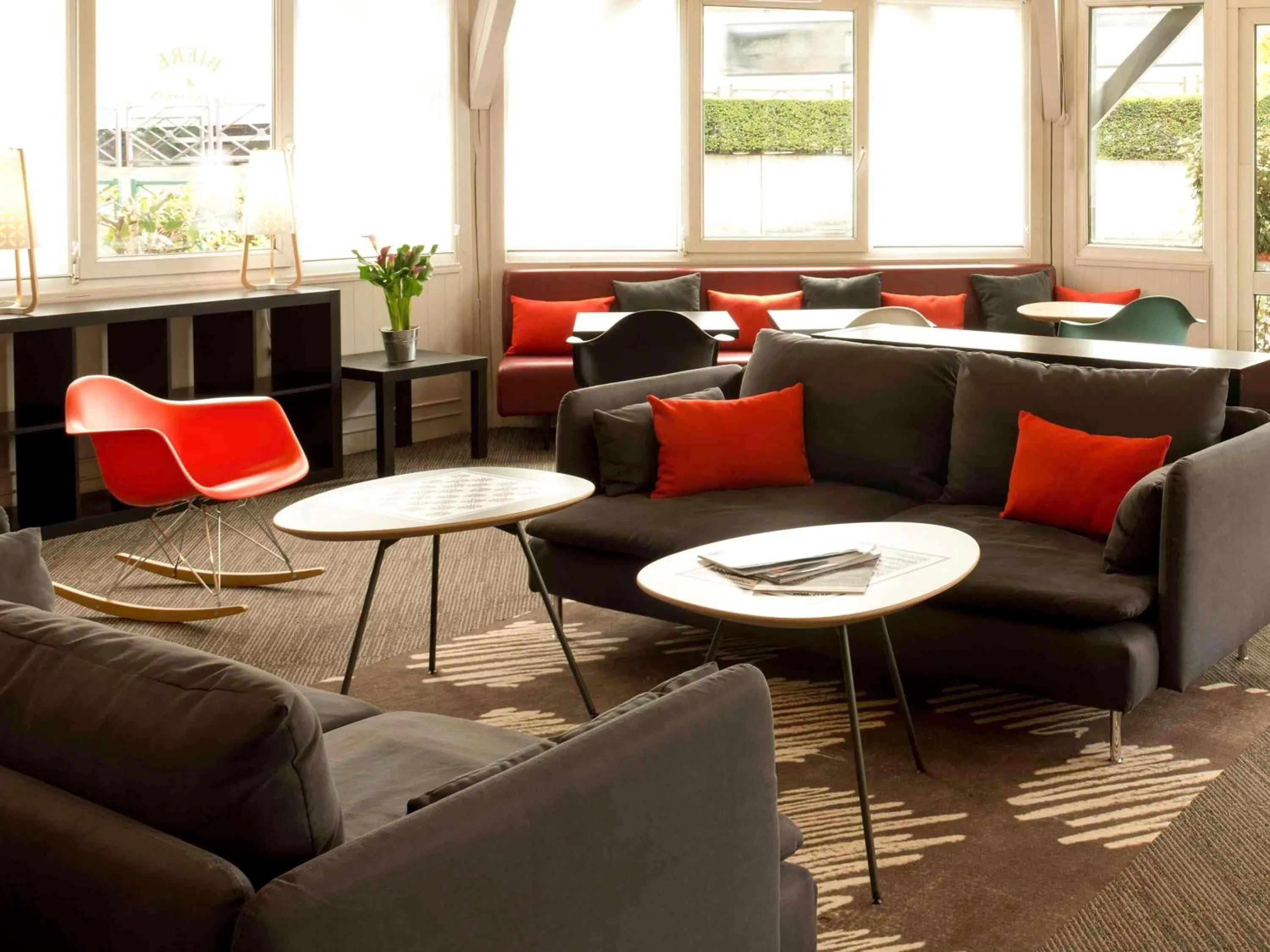 Lounge or bar in ibis Nogent Sur Marne RÉNOVÉ EN 2025