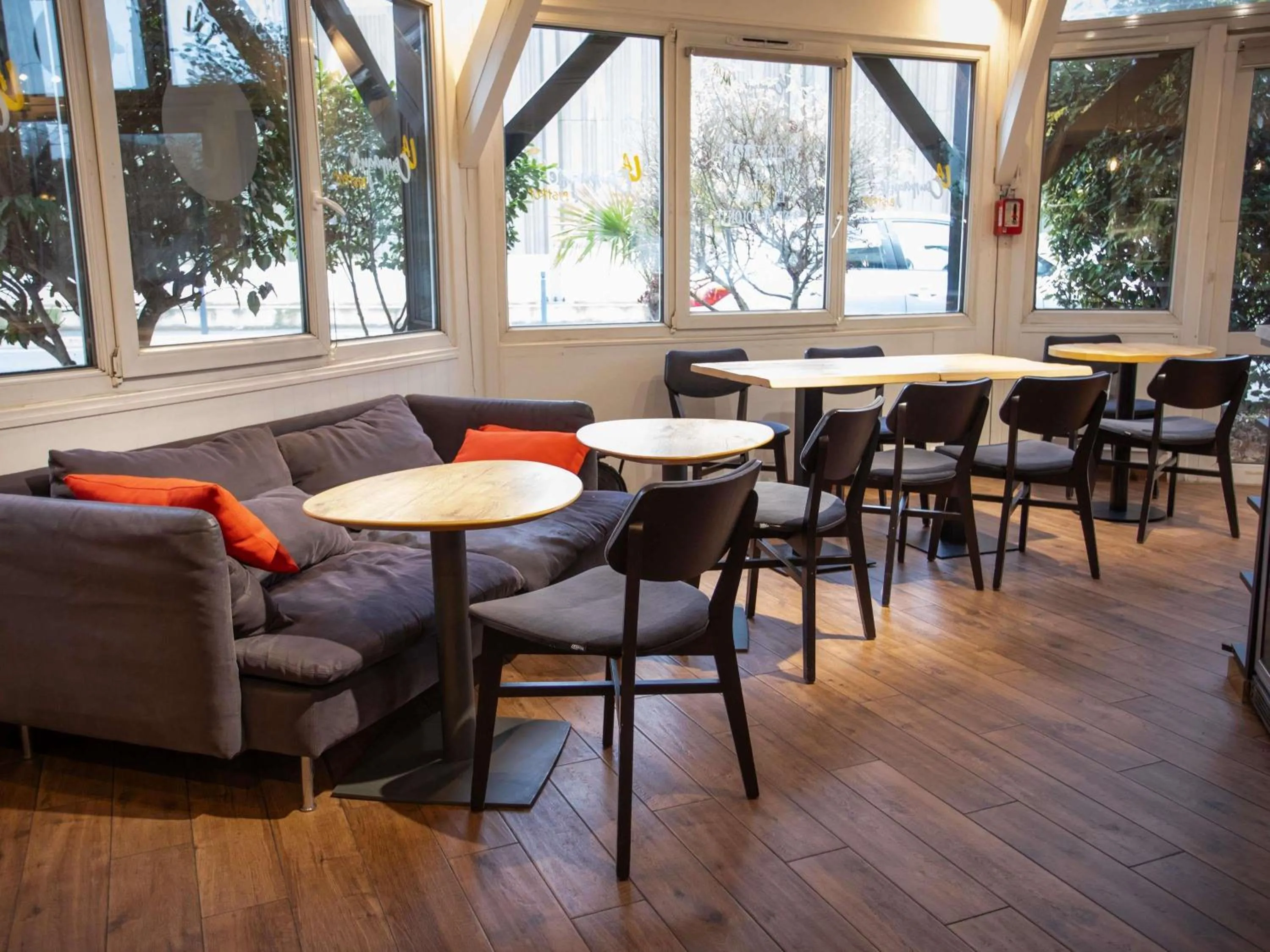 Restaurant/places to eat in ibis Nogent Sur Marne RÉNOVÉ EN 2025