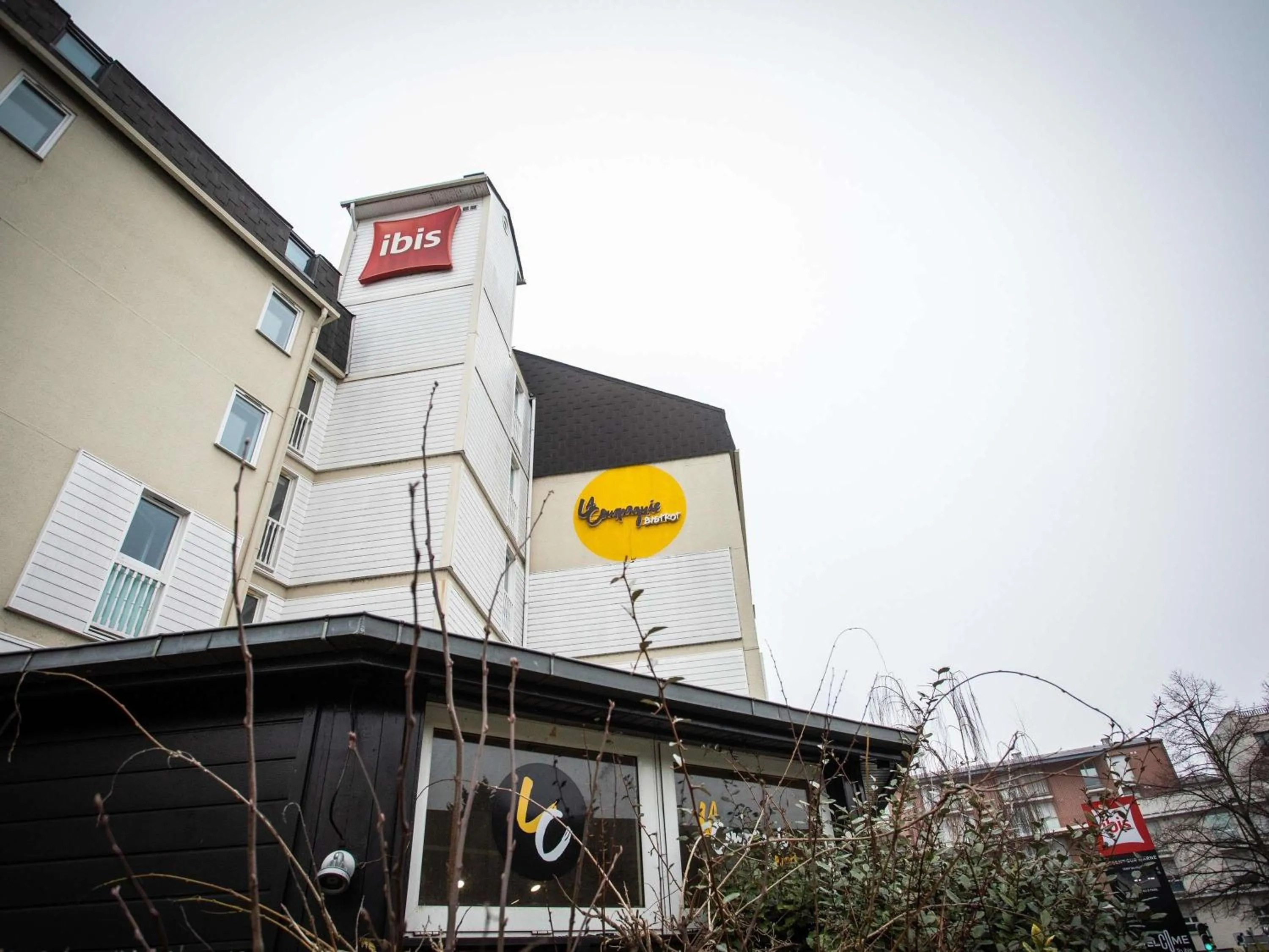 Property building in ibis Nogent Sur Marne RÉNOVÉ EN 2025