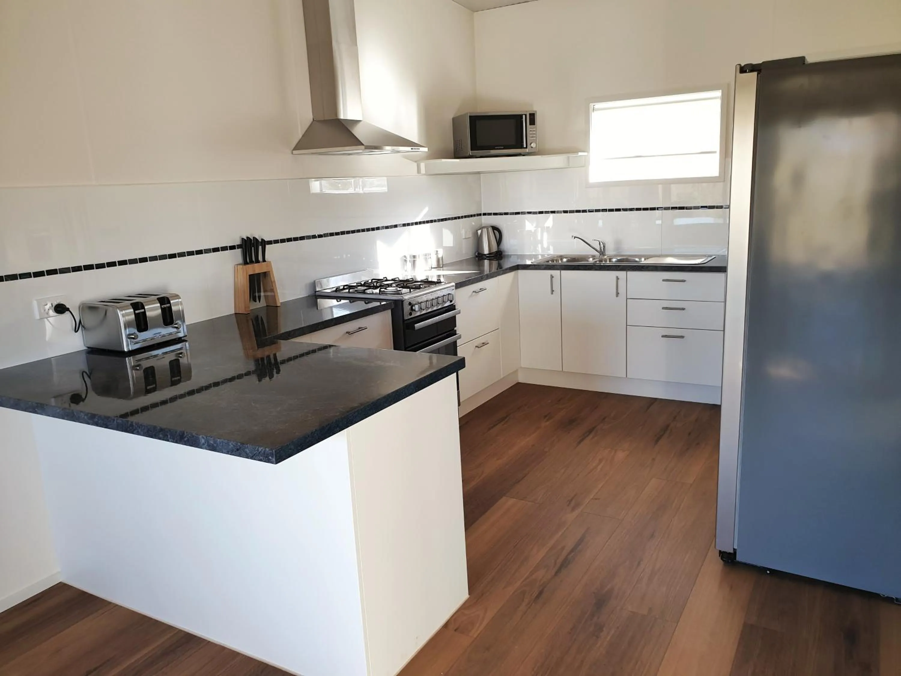 Kitchen or kitchenette in Skytrek Willow Springs Station