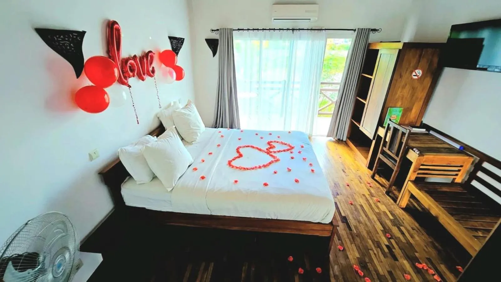 Bed in Ikopa Hôtel Madagascar