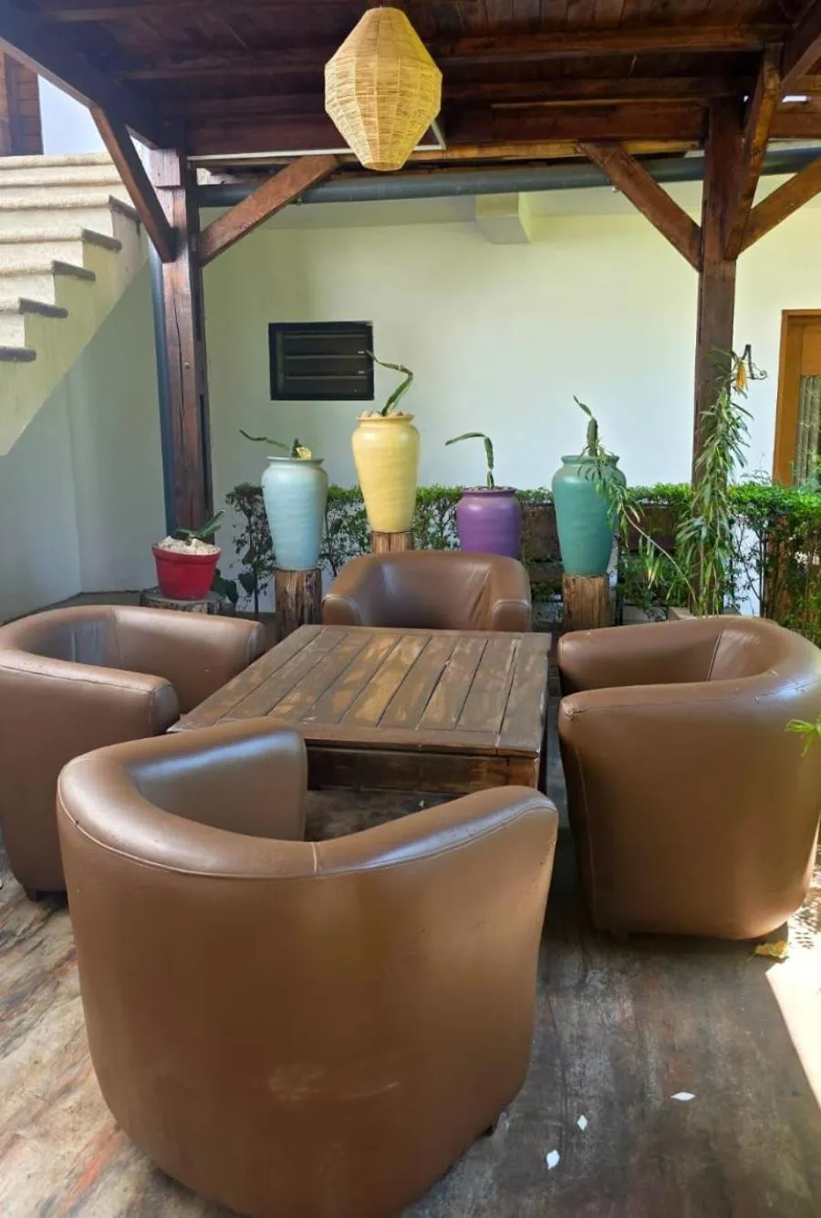 Text overlay in Ikopa Hôtel Madagascar