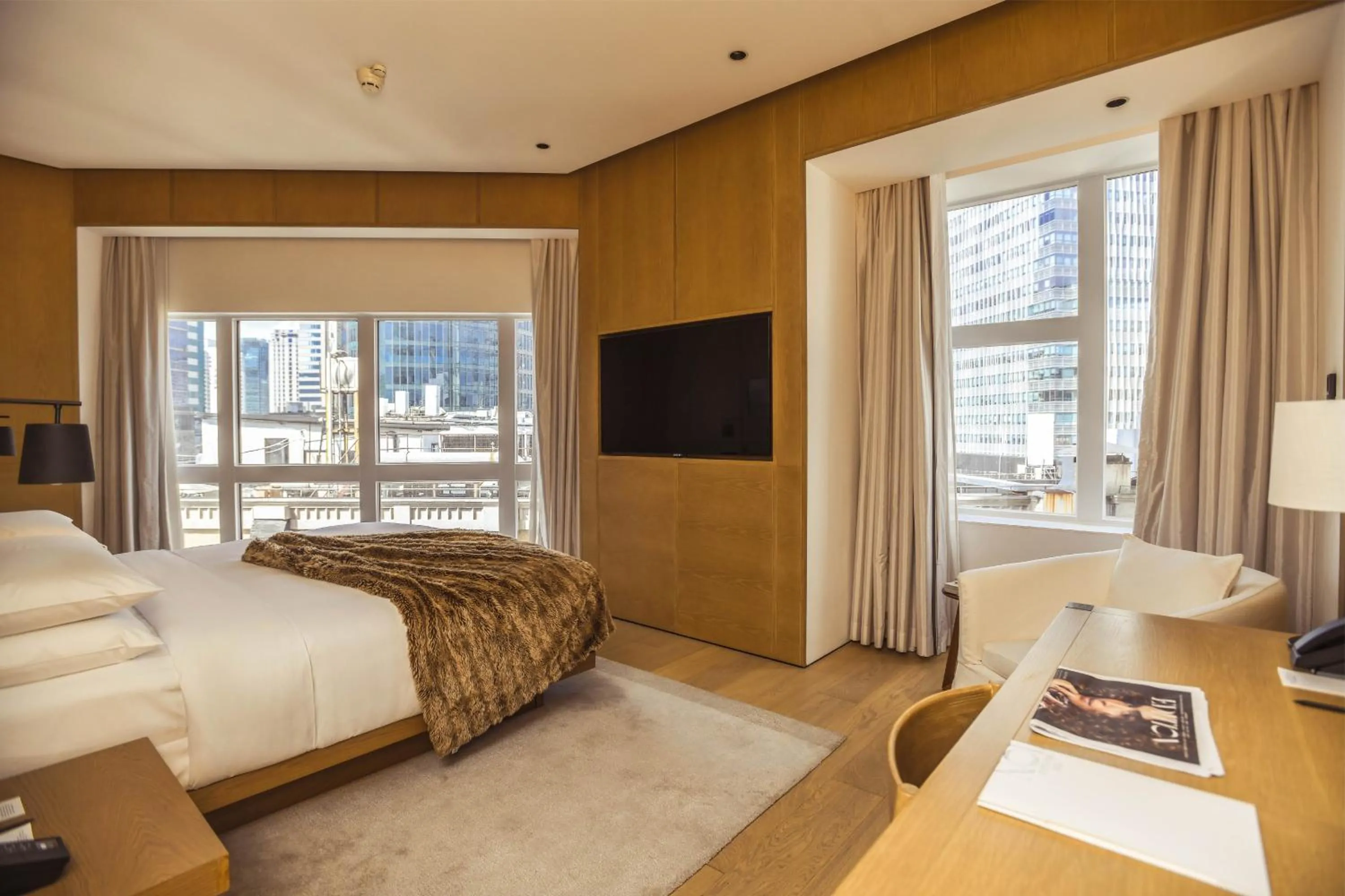 Bedroom, Bed in The Shanghai EDITION