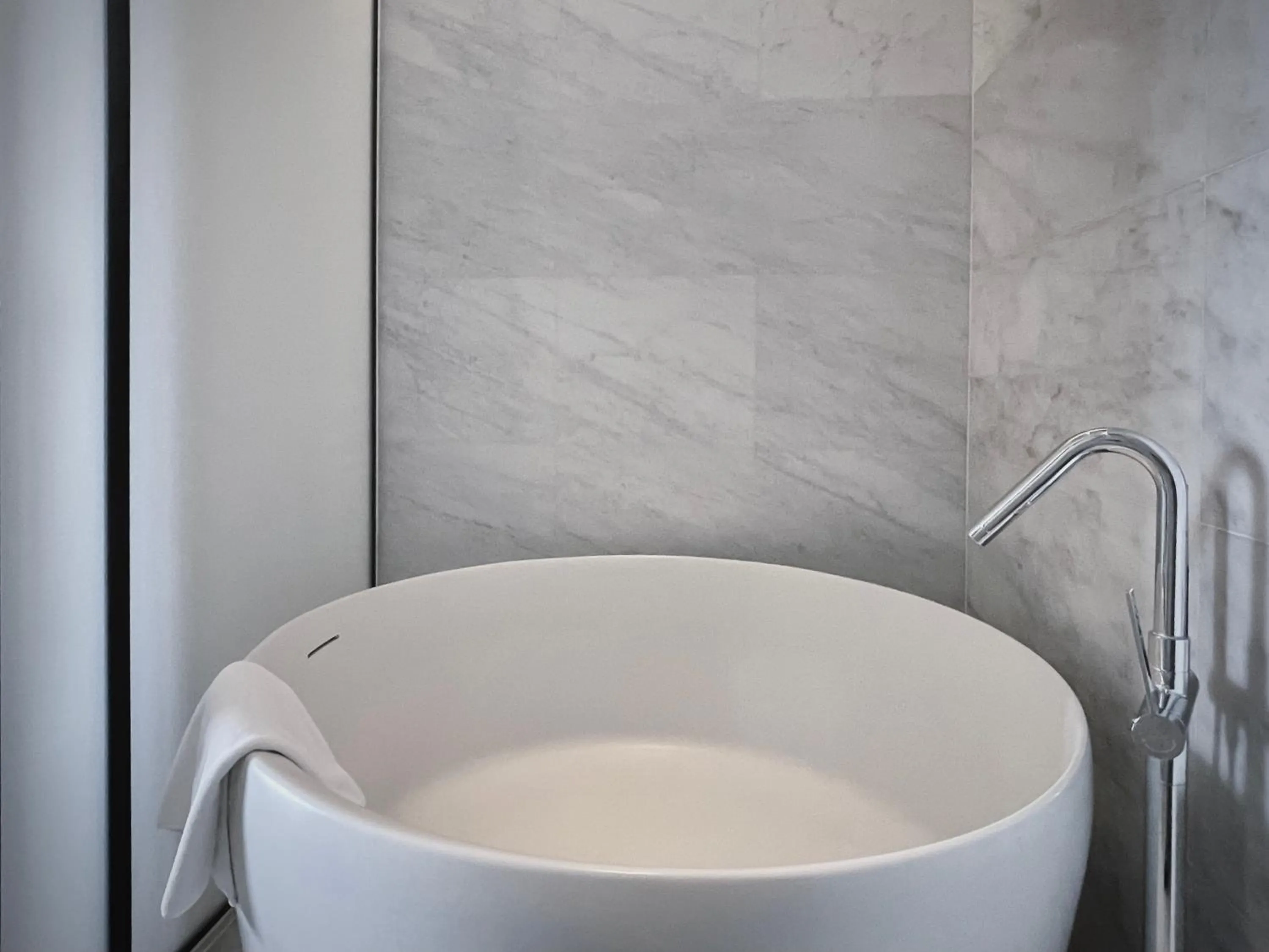 Bath in The Shanghai EDITION