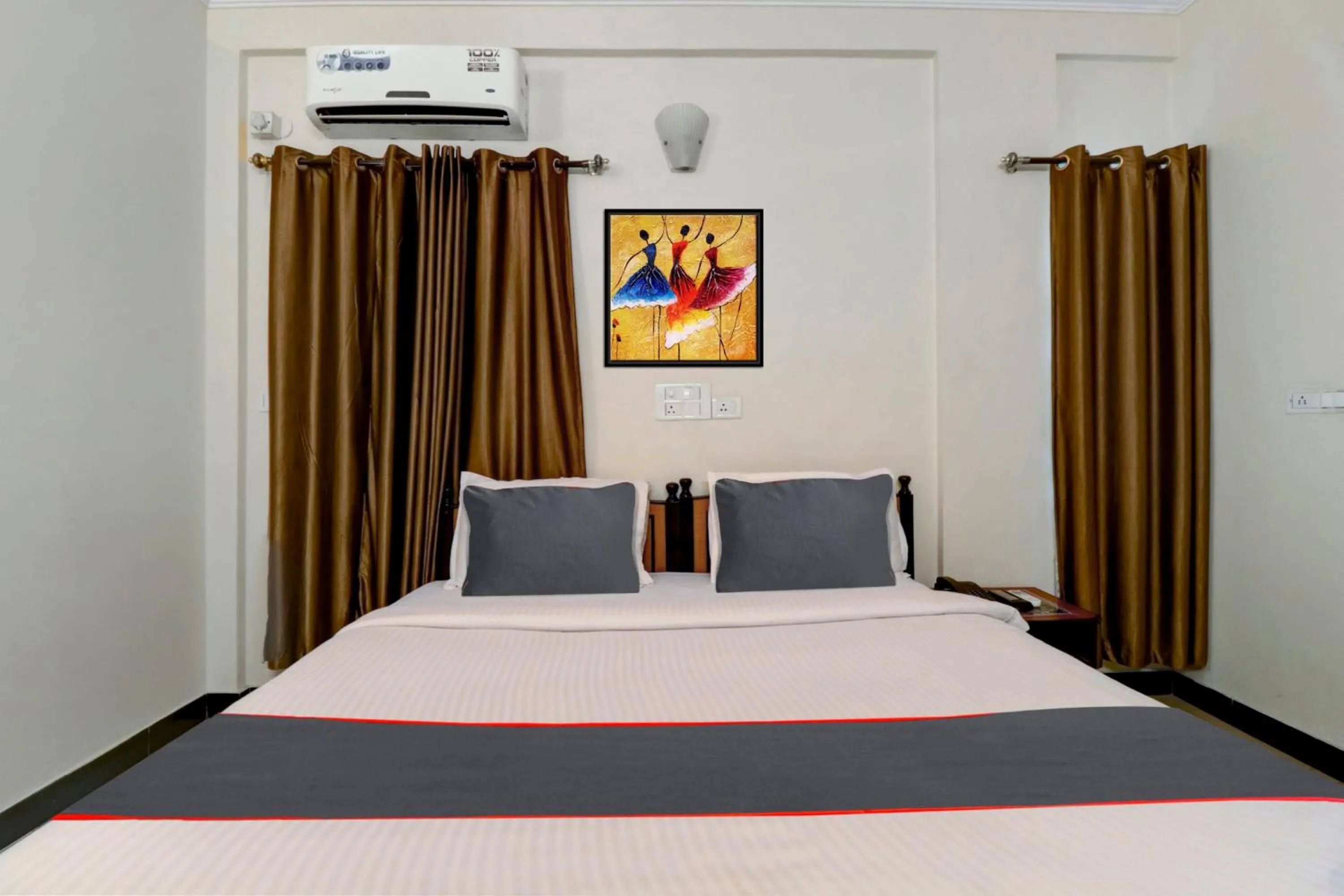 Bedroom, Bed in SUPER COLLECTION O GREEN VIEW HOMES Near Nexus