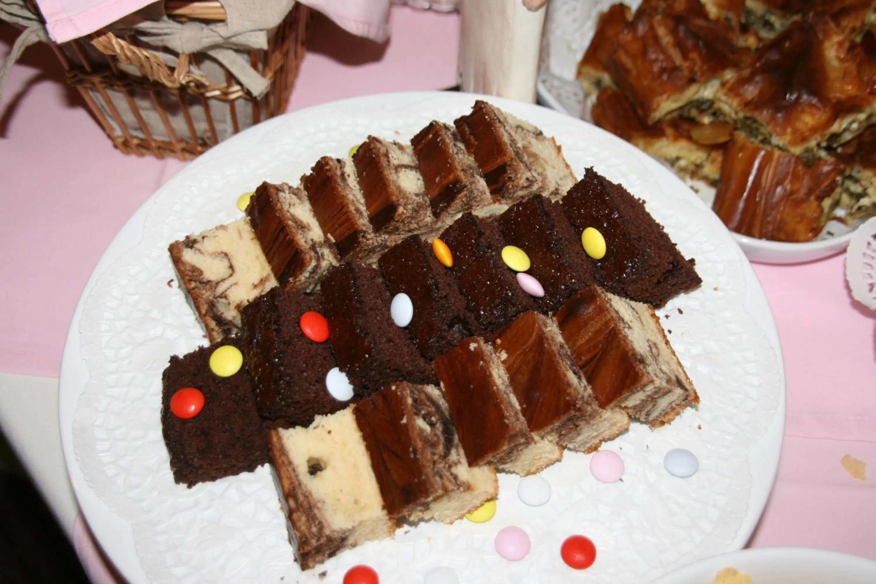 Food in Boutique Hotel Kentrikon & Bungalows