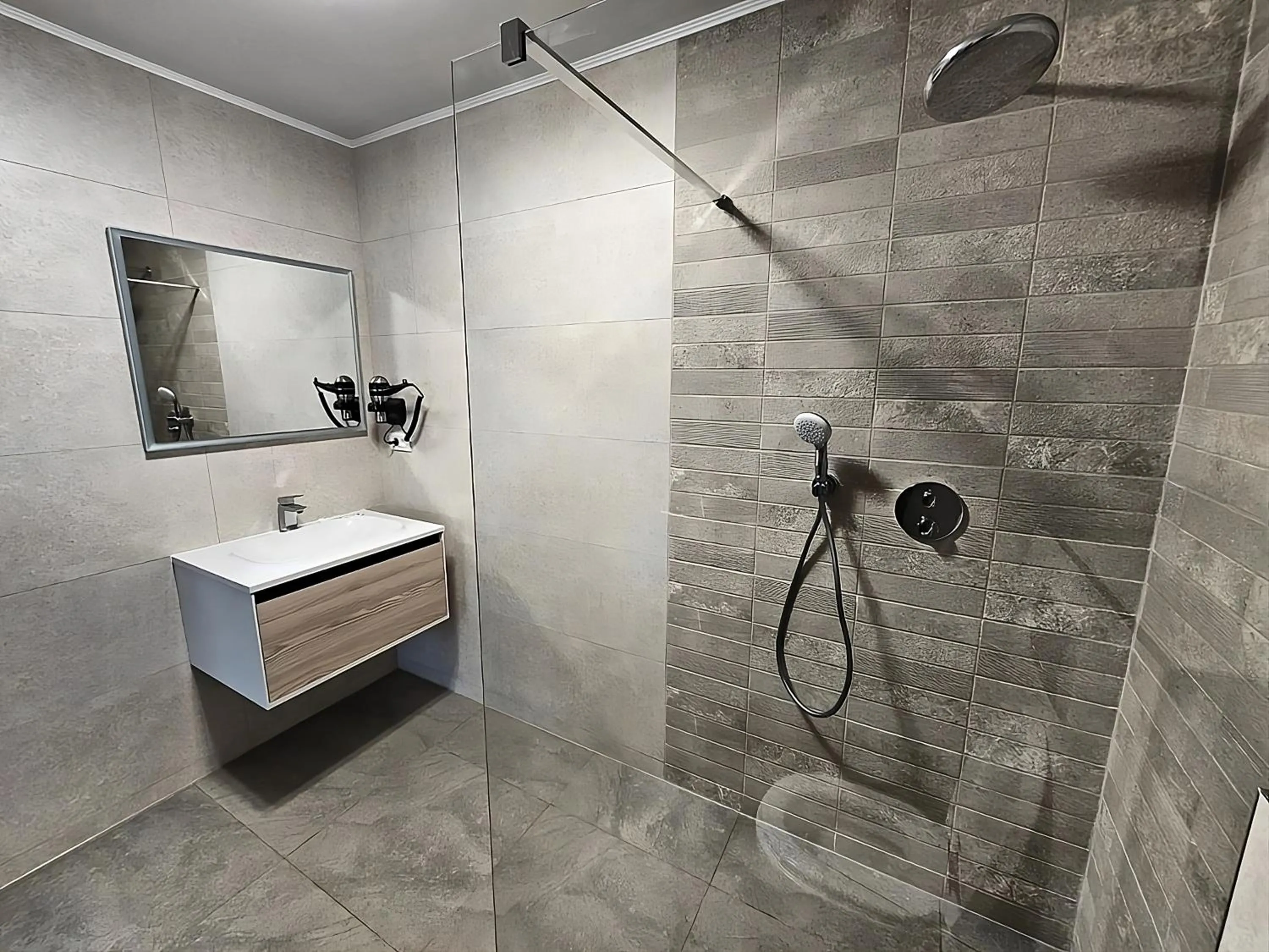 Double Room in Pensiunea Andrei Moieciu