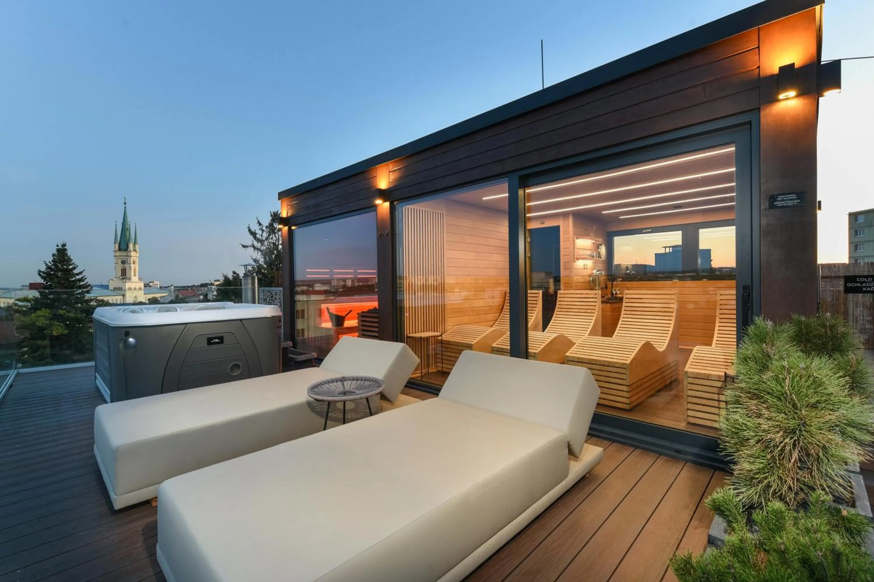 Spa and wellness centre/facilities in BOUTIQUE HOTEL11 with rooftop SPA