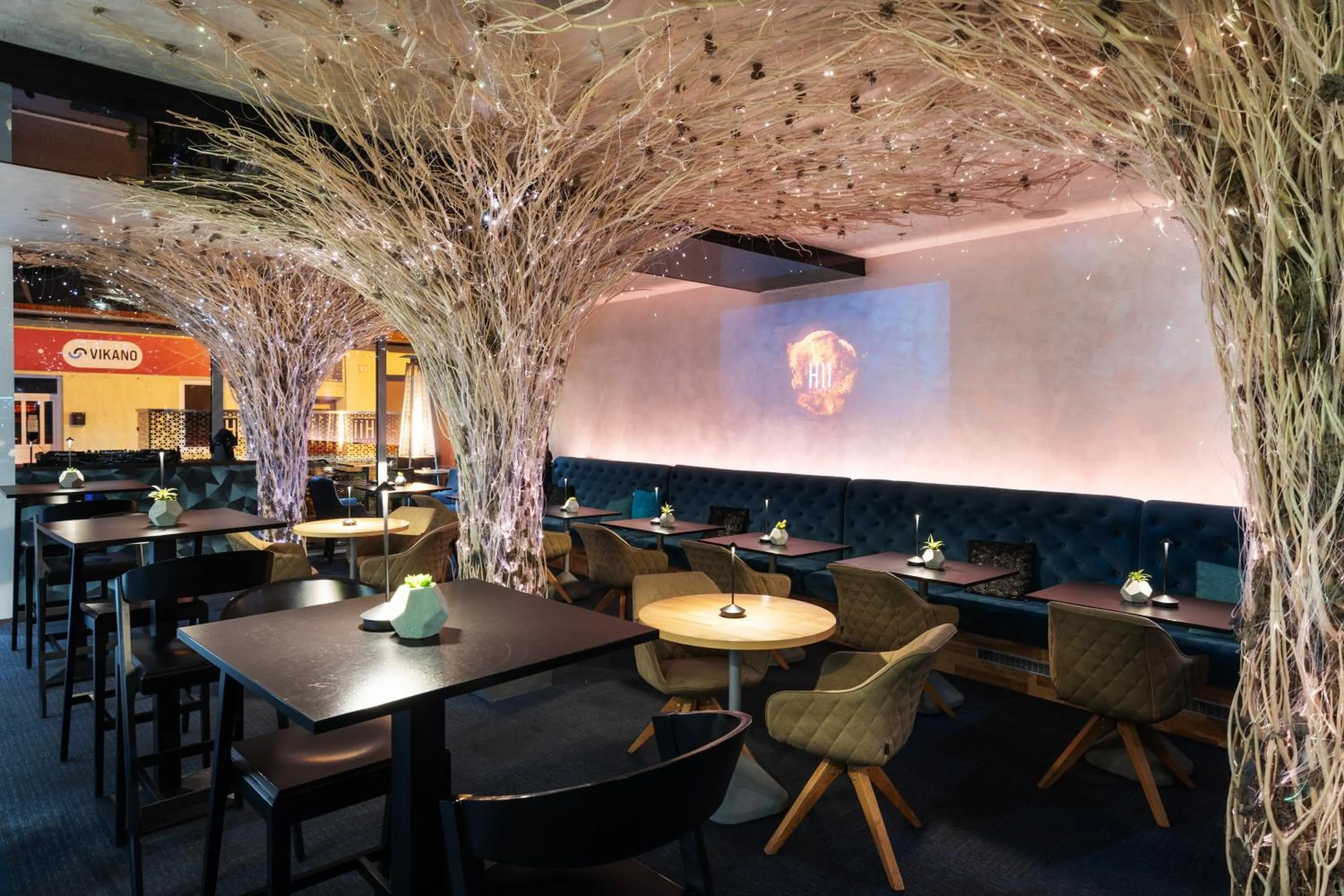 Lobby or reception in BOUTIQUE HOTEL11 with rooftop SPA