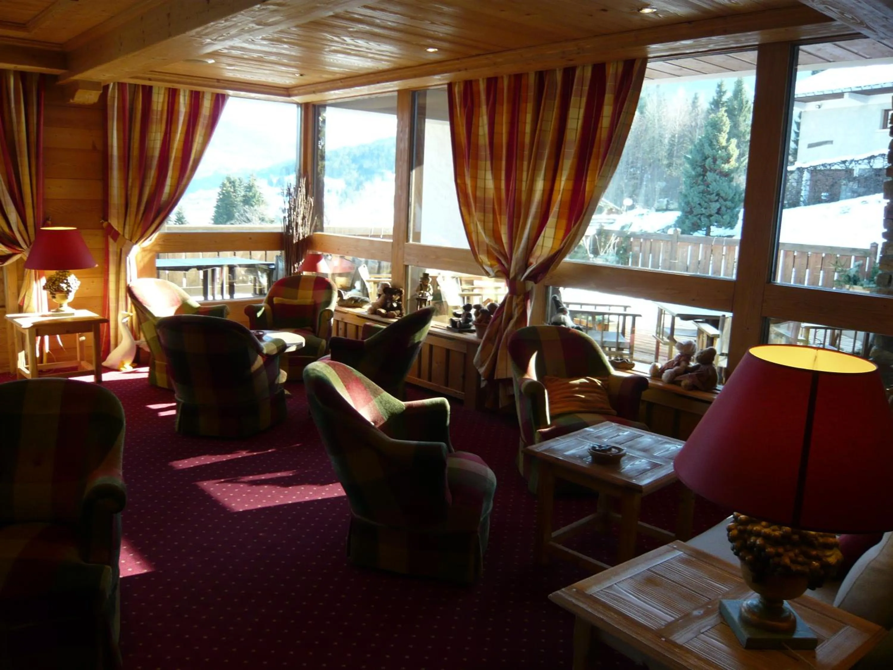 Lounge or bar in Aux Ducs de Savoie
