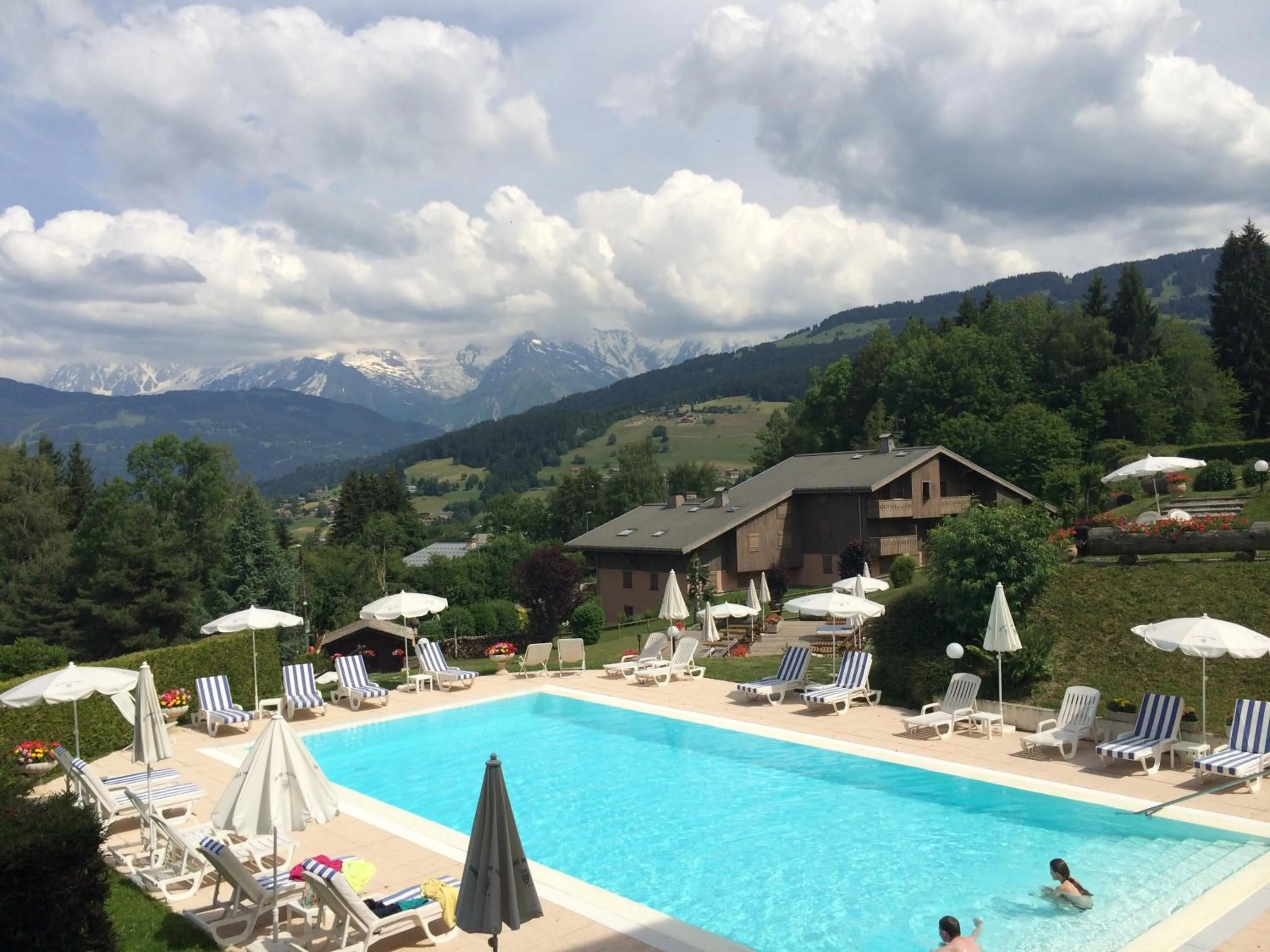 Swimming pool in Aux Ducs de Savoie
