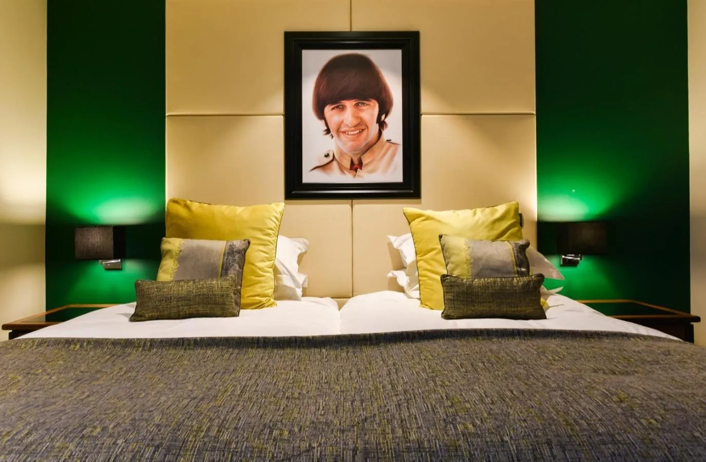 Bedroom, Bed in Hard Days Night Hotel