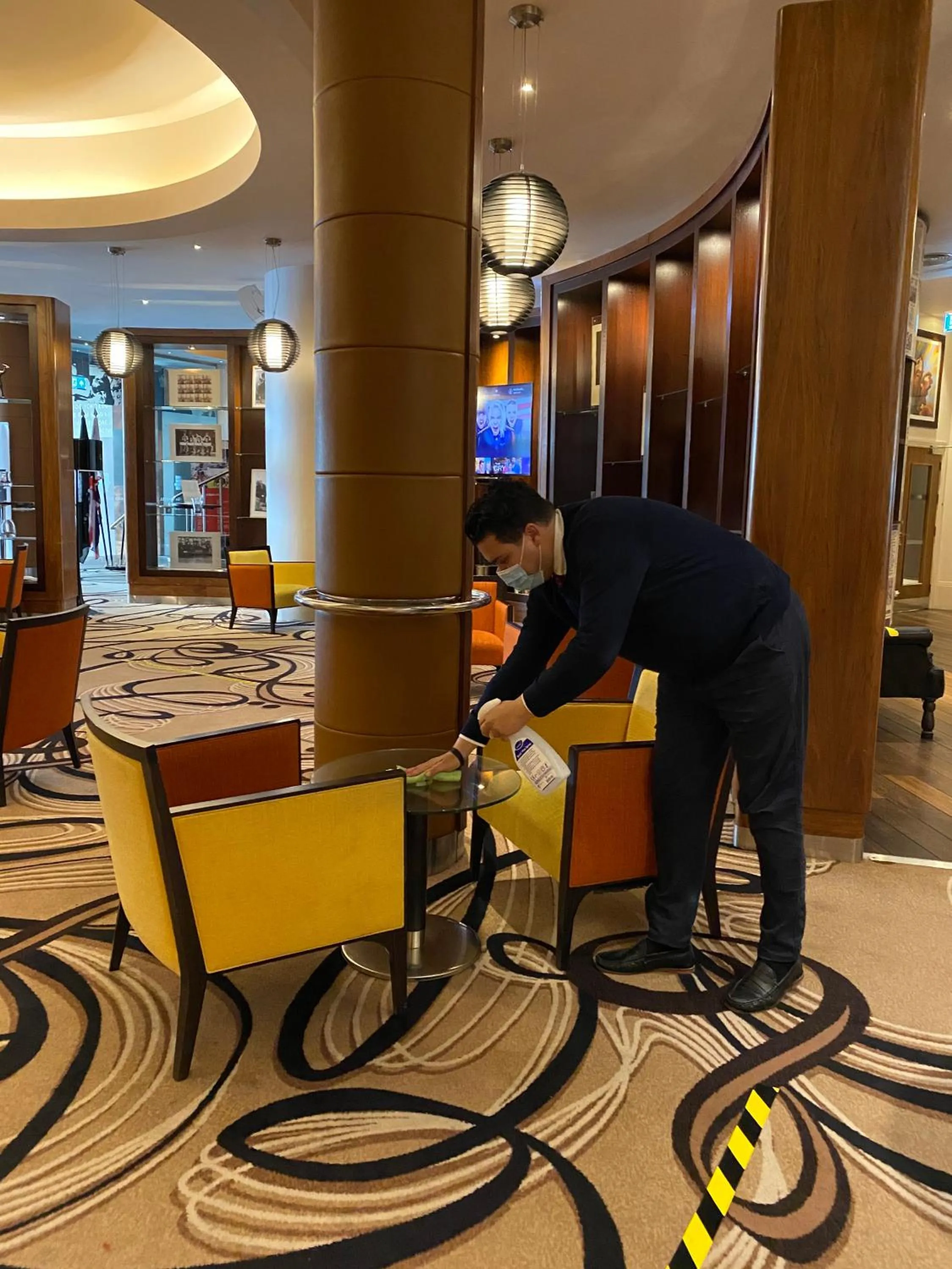 Lounge or bar in Hard Days Night Hotel