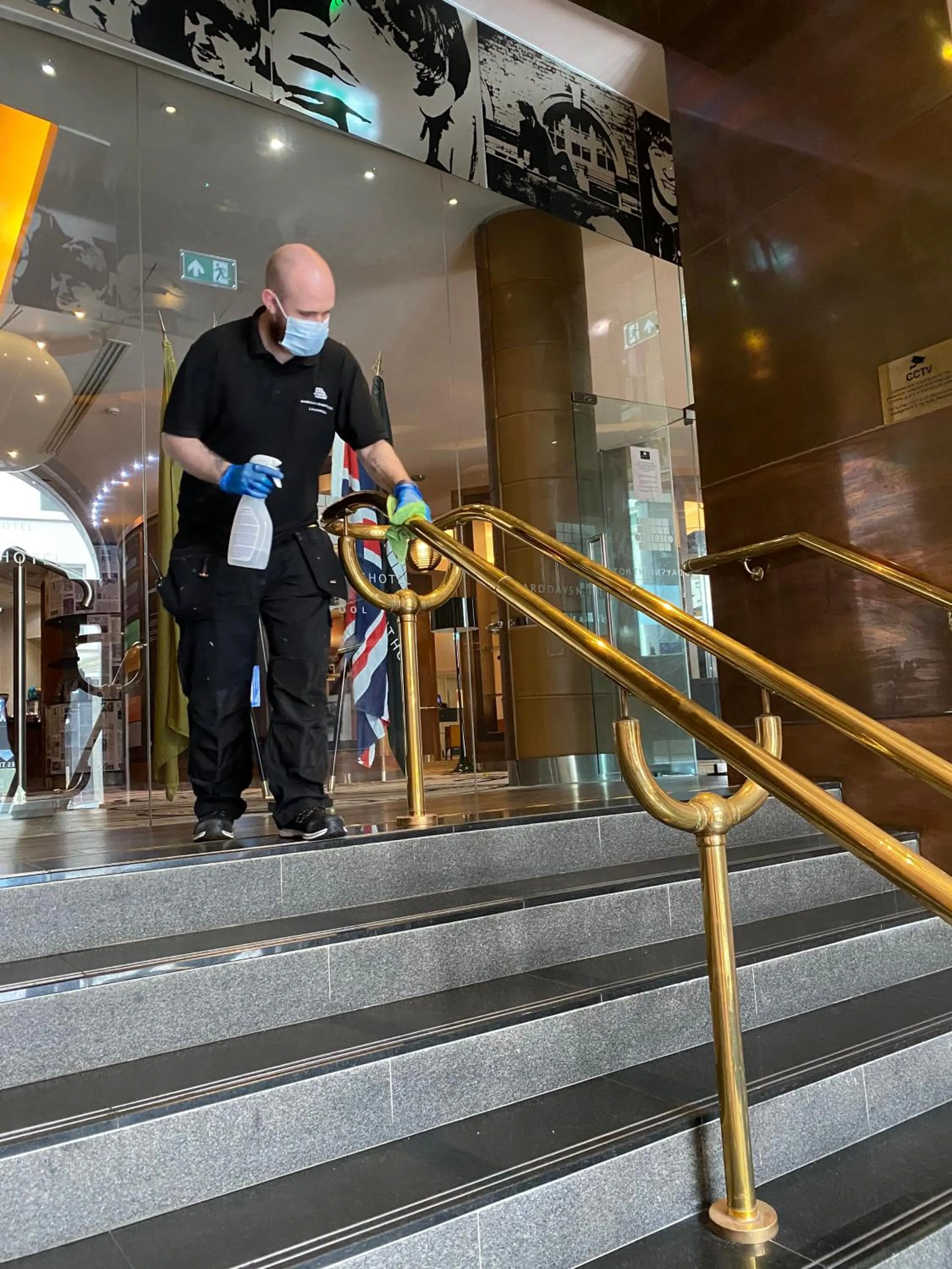 Facade/entrance in Hard Days Night Hotel