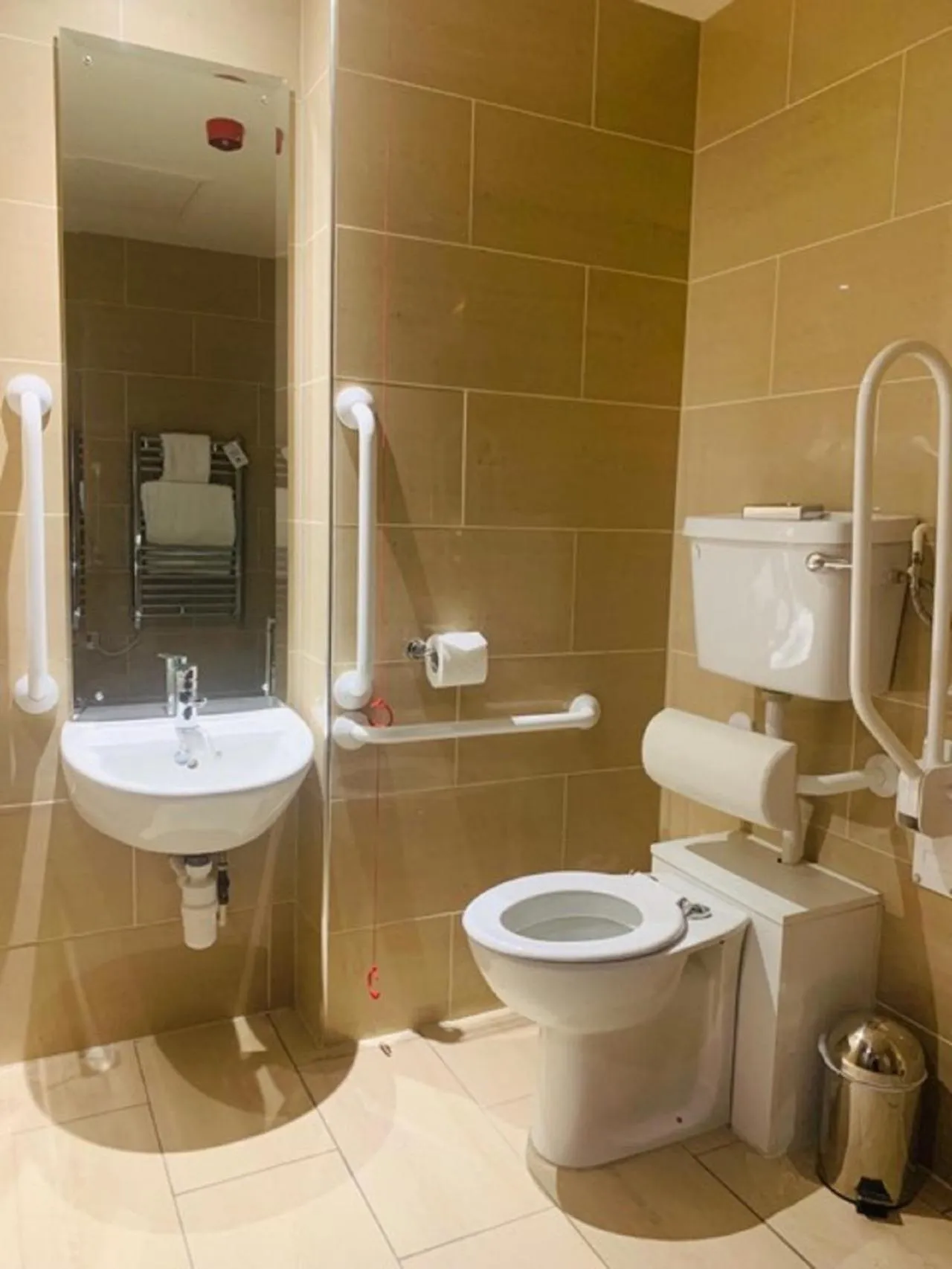 Bathroom in Hard Days Night Hotel