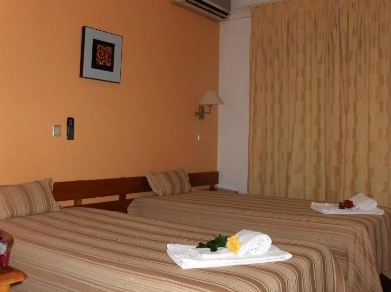 Triple Room with Balcony in Sao Roque