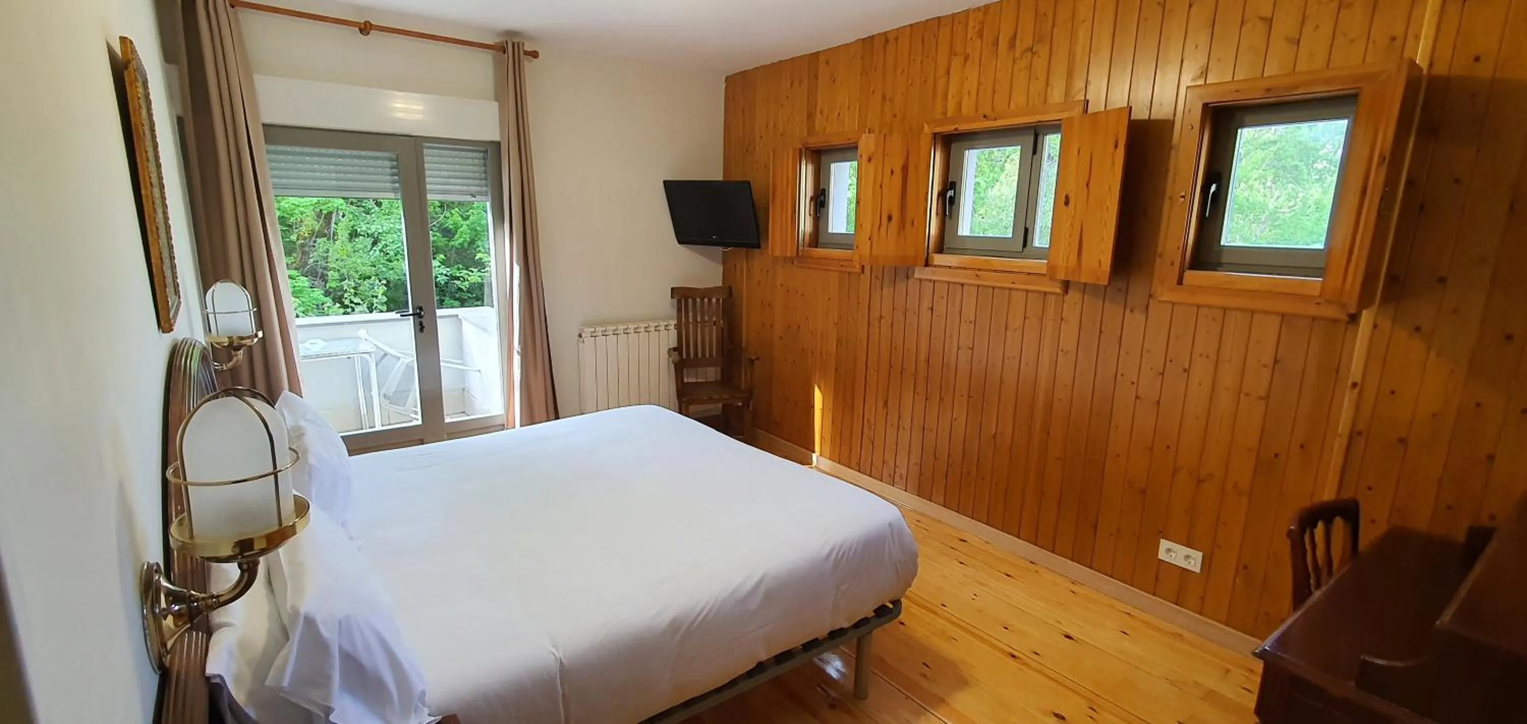 Bed in Balneario Caldas de Luna